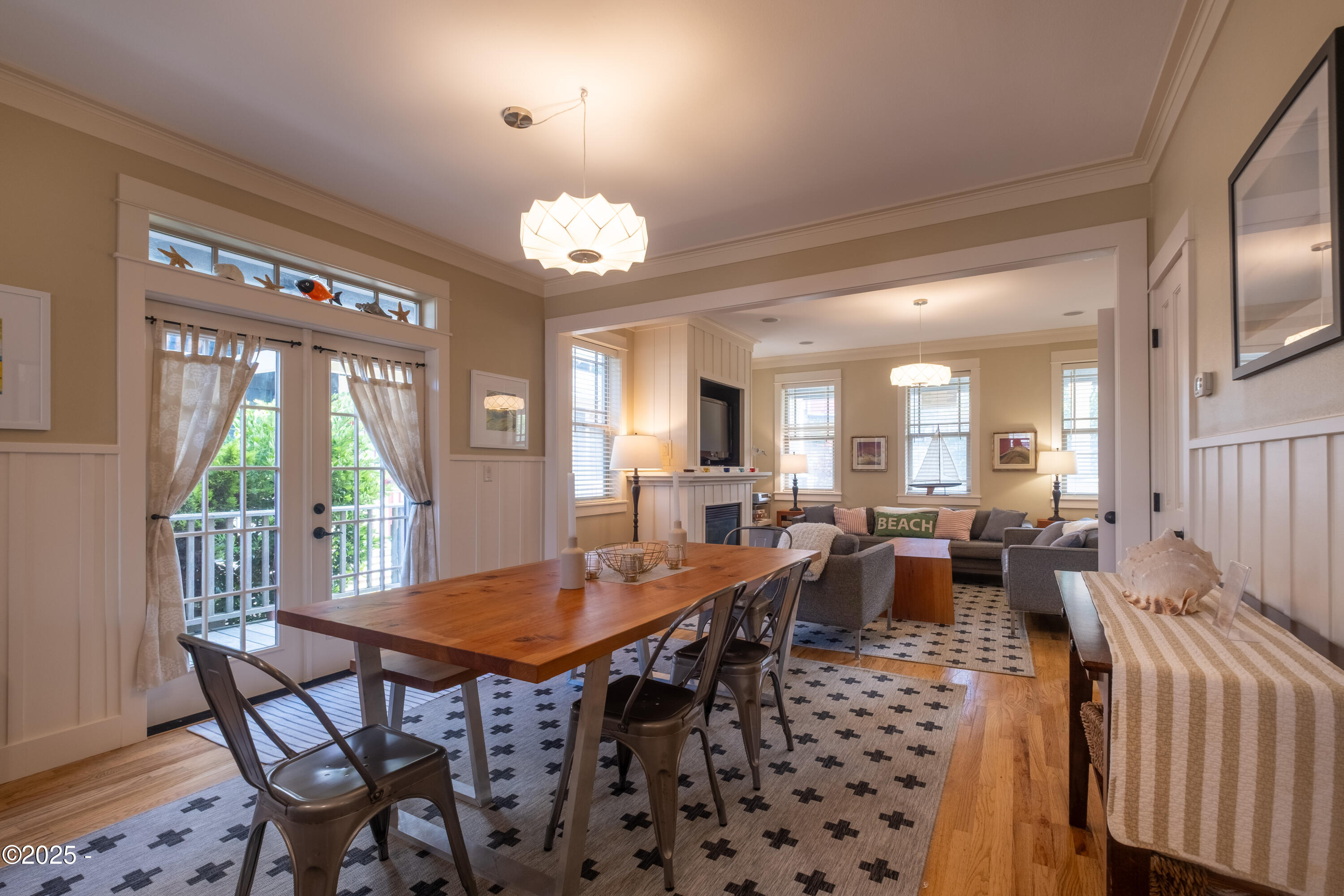 2591 SW Barnacle Avenue