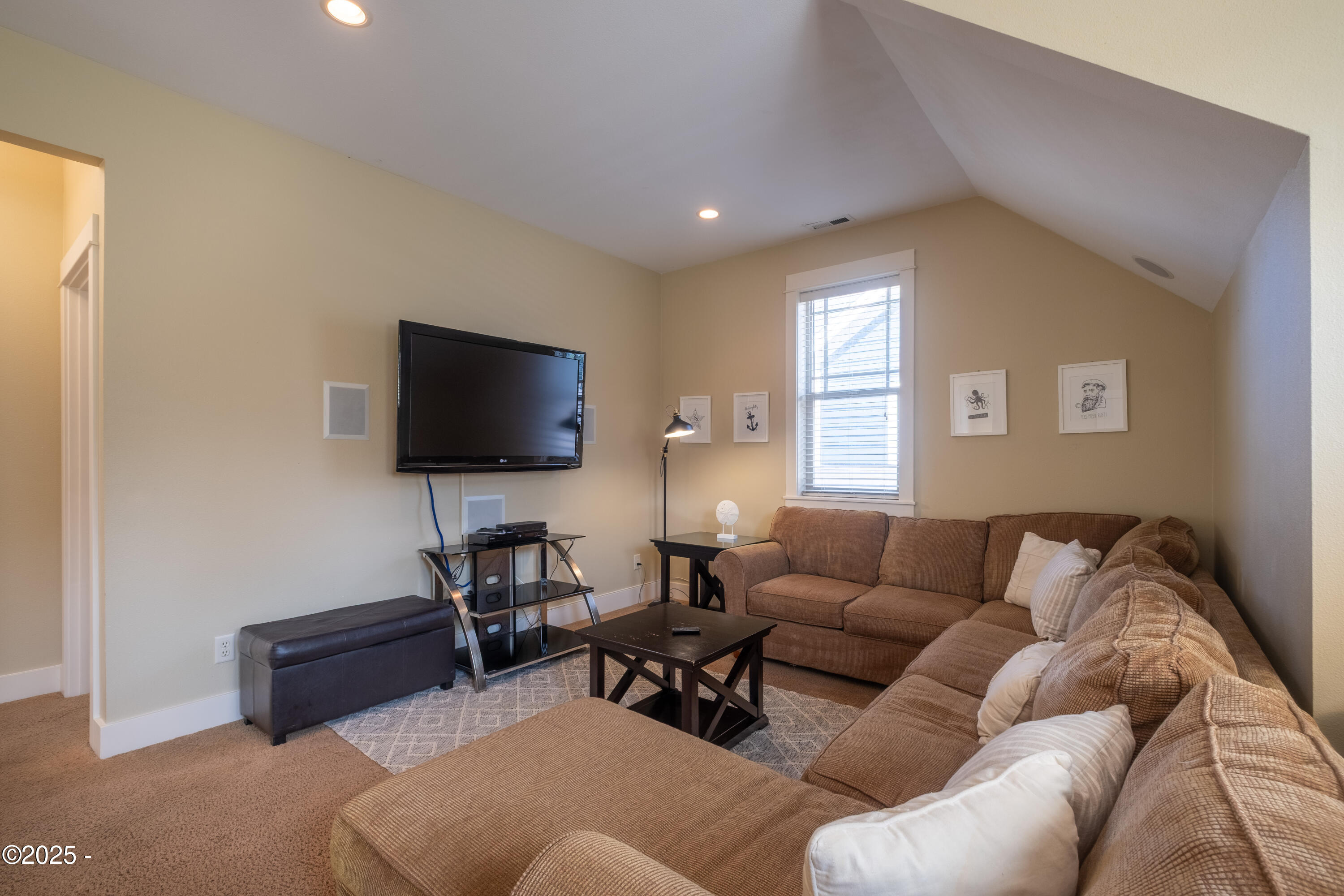 2591 SW Barnacle Avenue