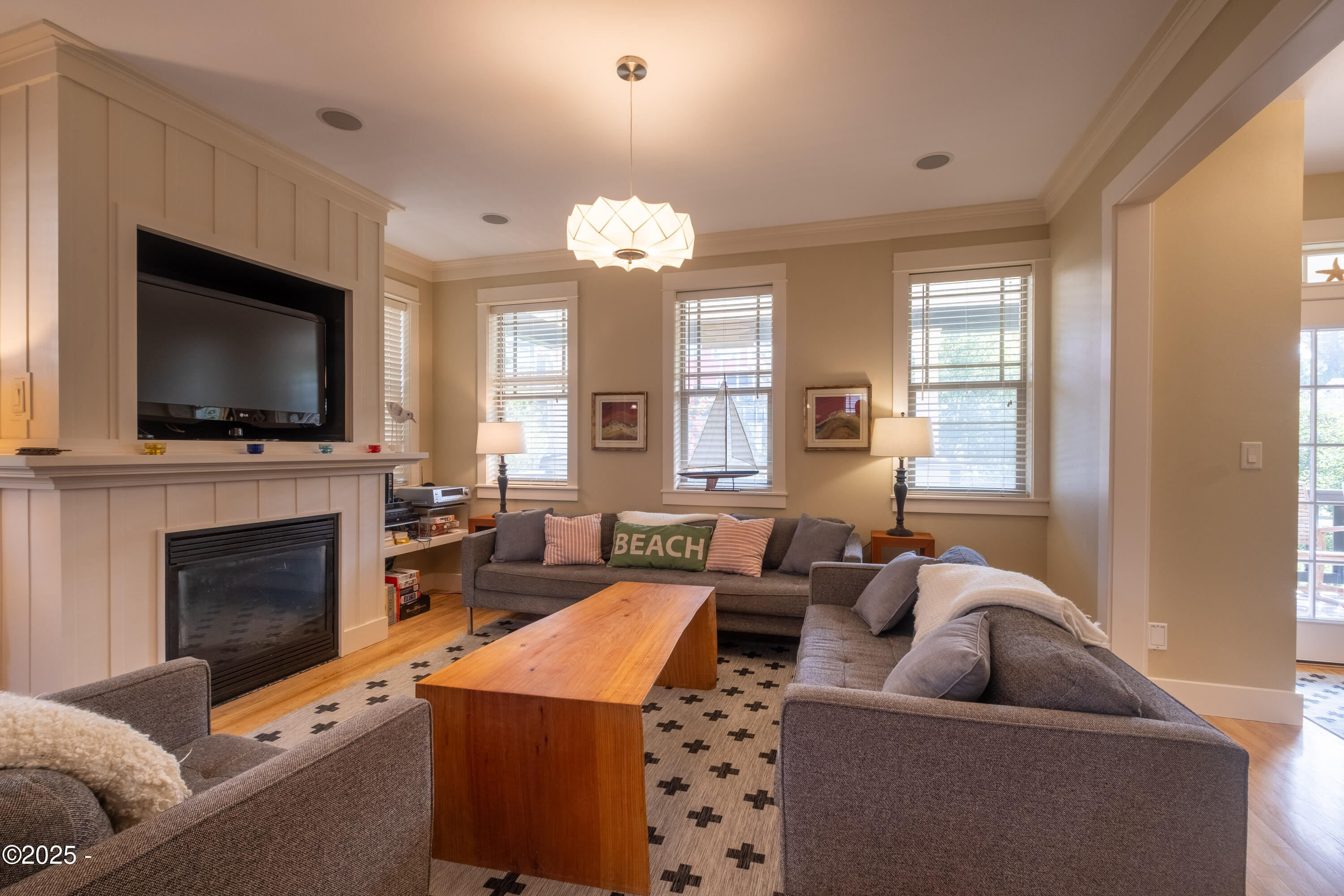 2591 SW Barnacle Avenue