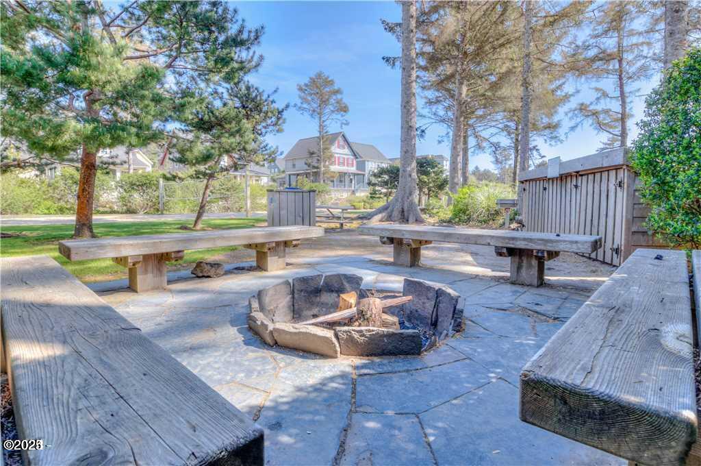 2591 SW Barnacle Avenue