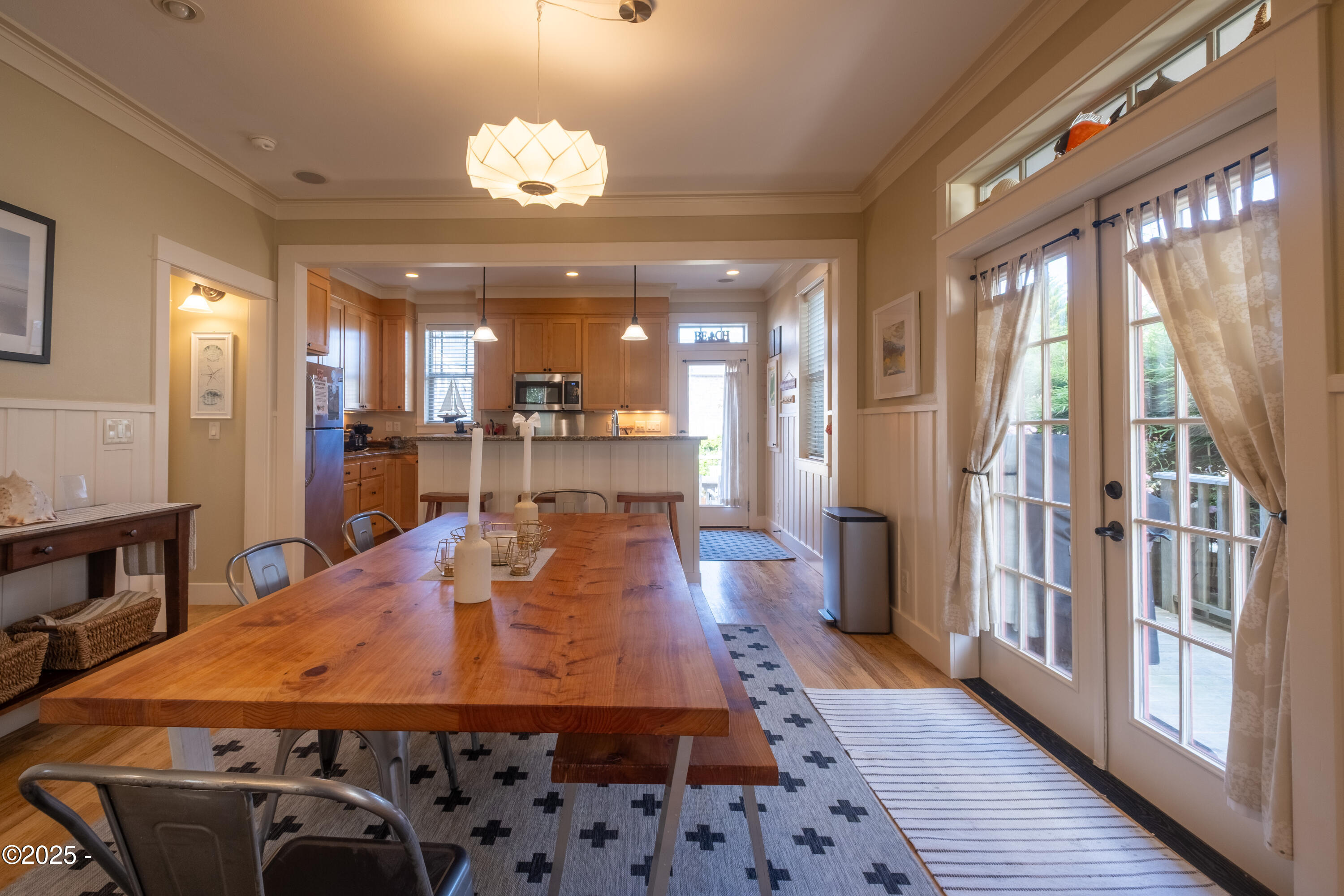 2591 SW Barnacle Avenue