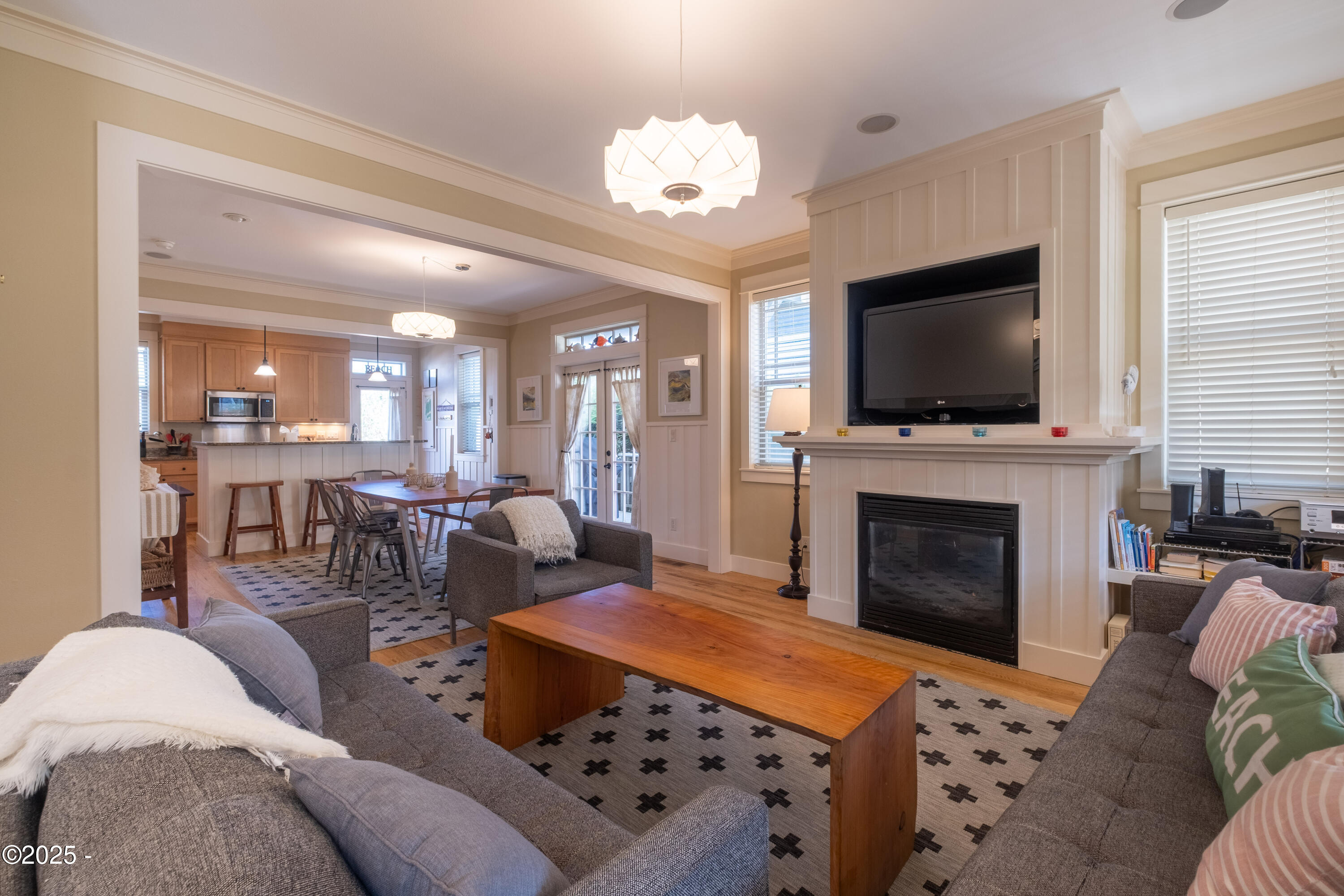 2591 SW Barnacle Avenue