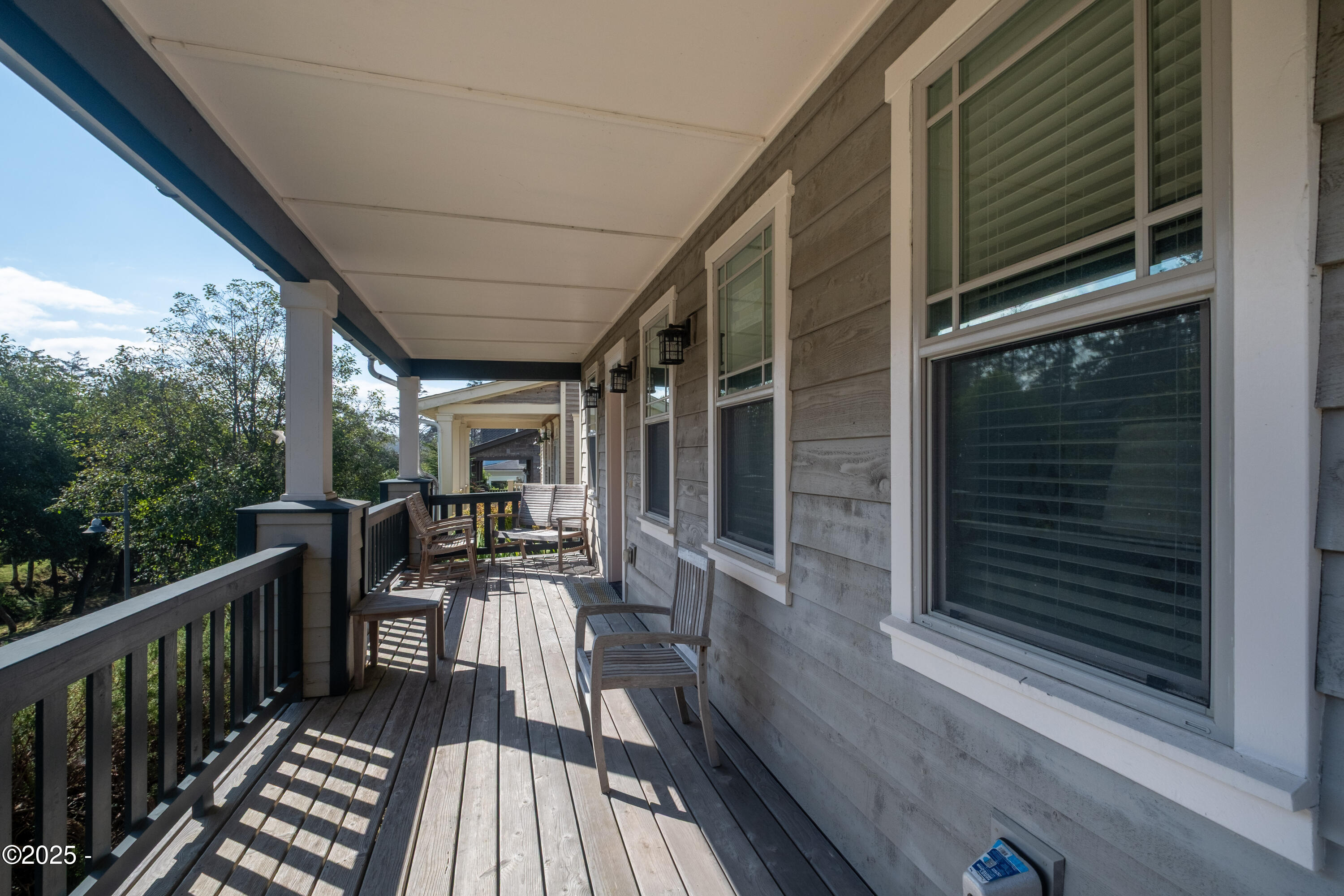 2591 SW Barnacle Avenue