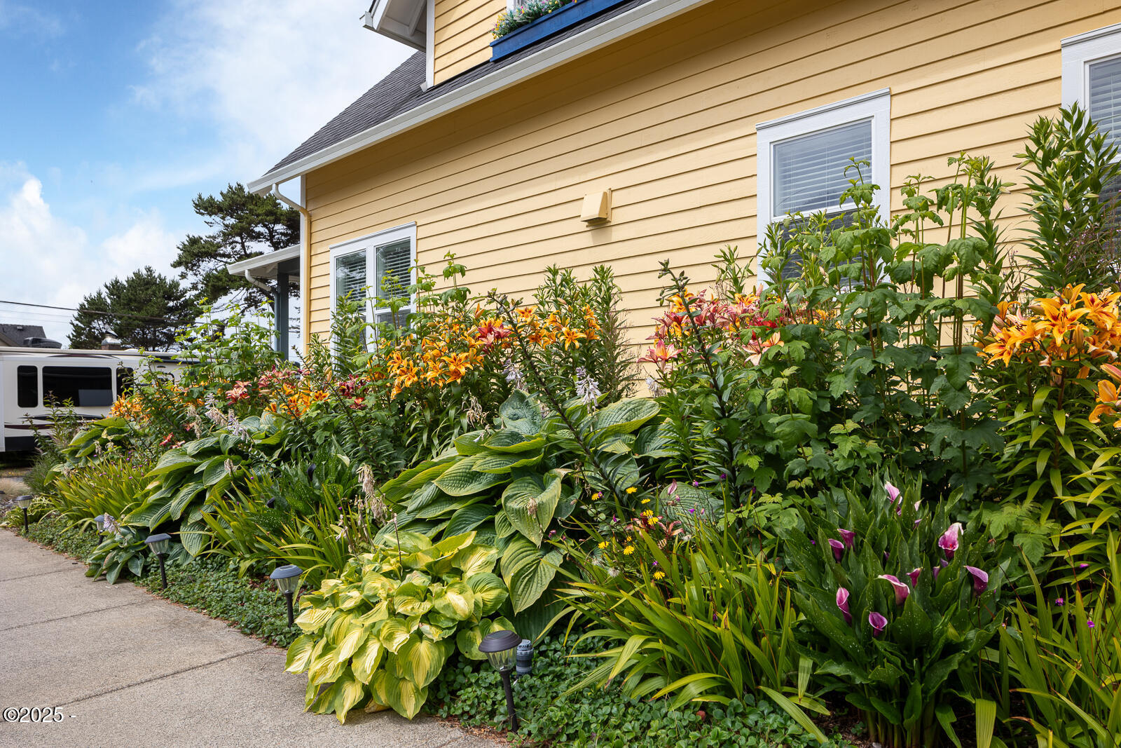 2781 SW Coast Avenue