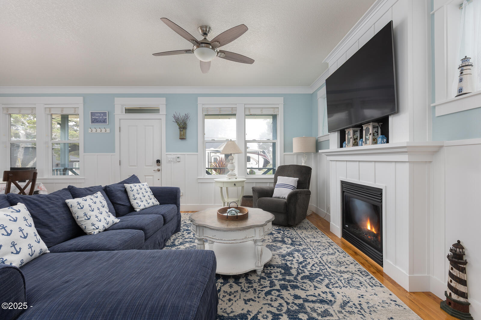 2781 SW Coast Avenue