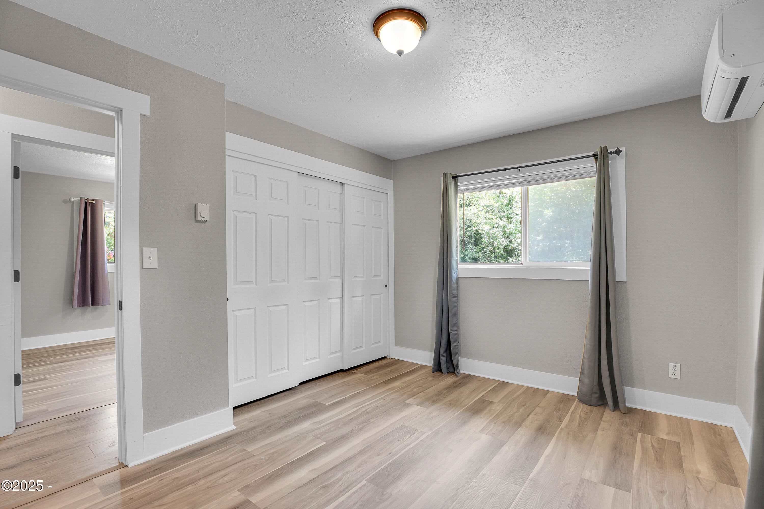 360 NE Edgecliff Drive