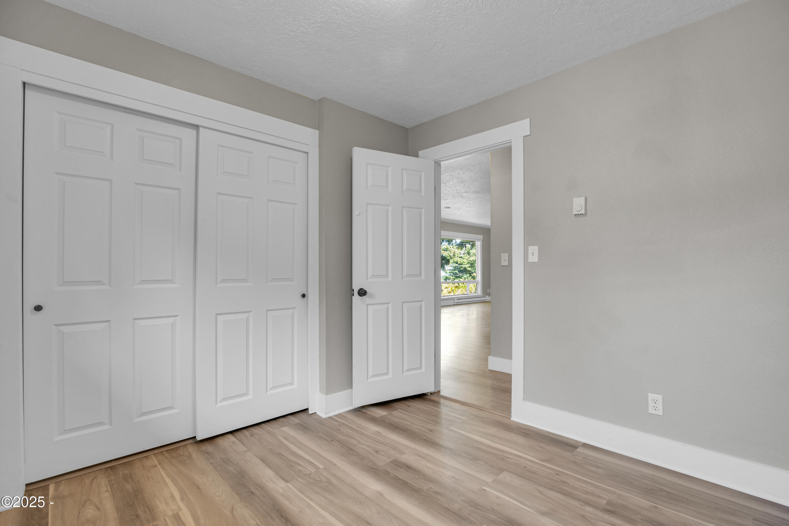 360 NE Edgecliff Drive