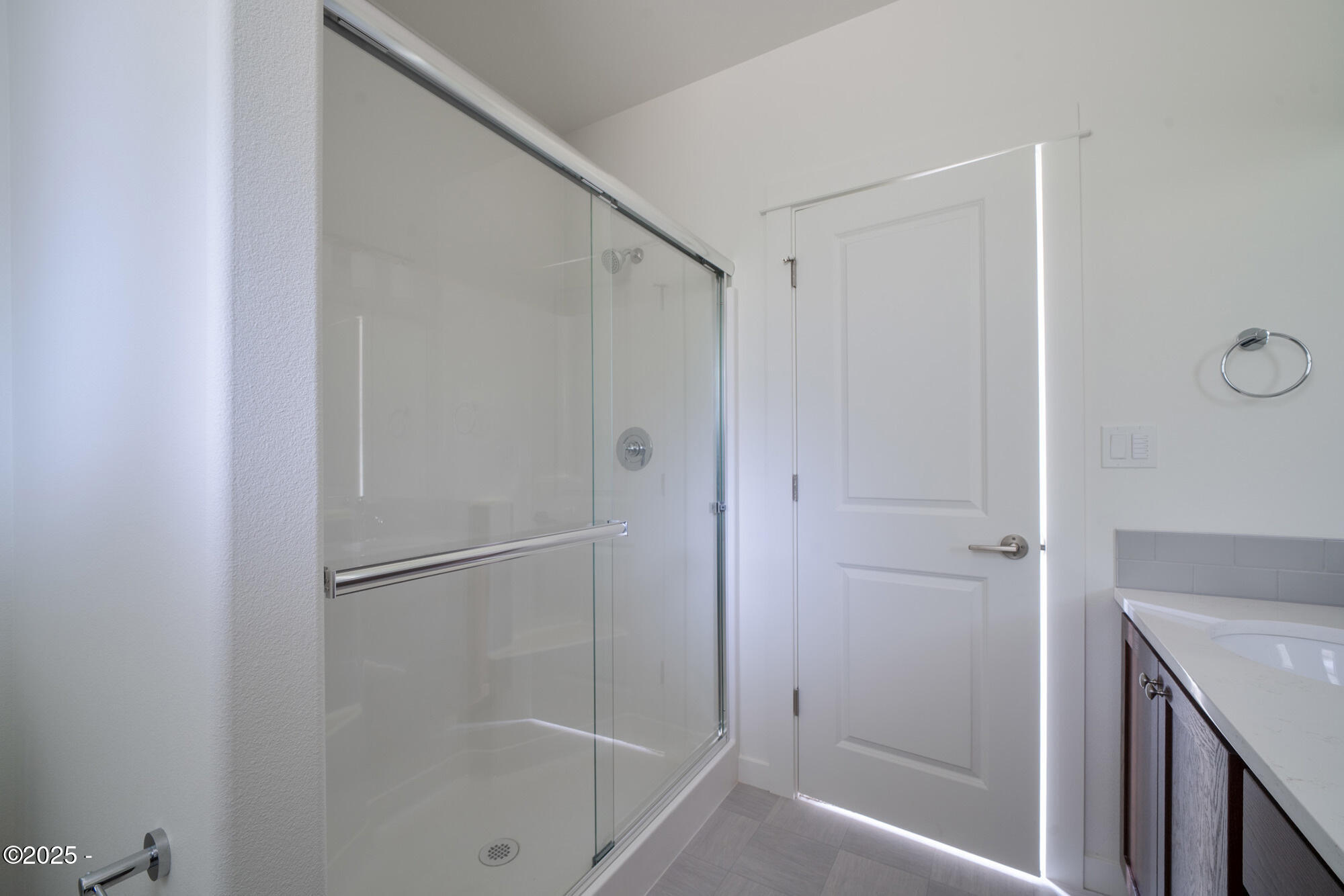 15 SW Johnson Street