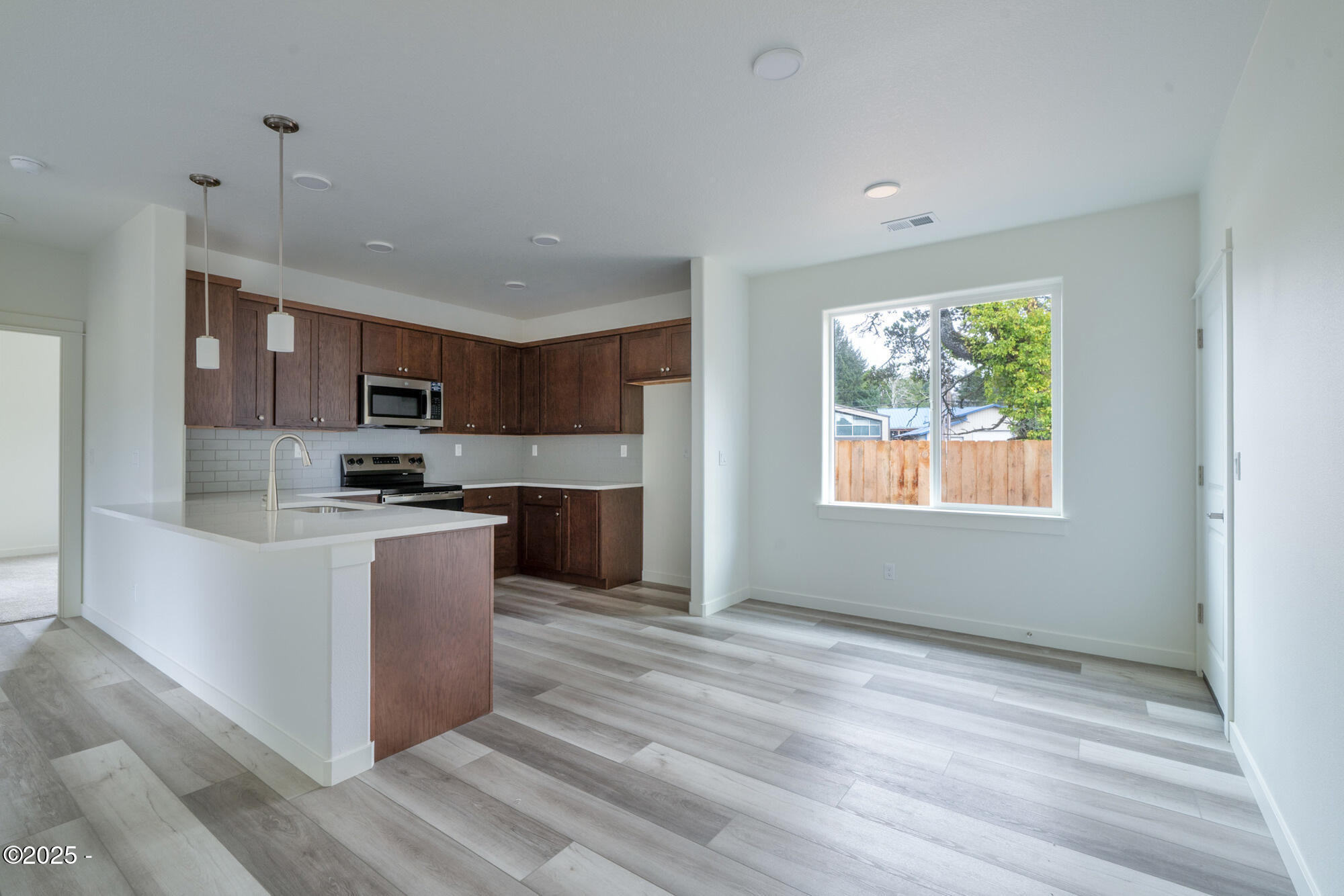 15 SW Johnson Street