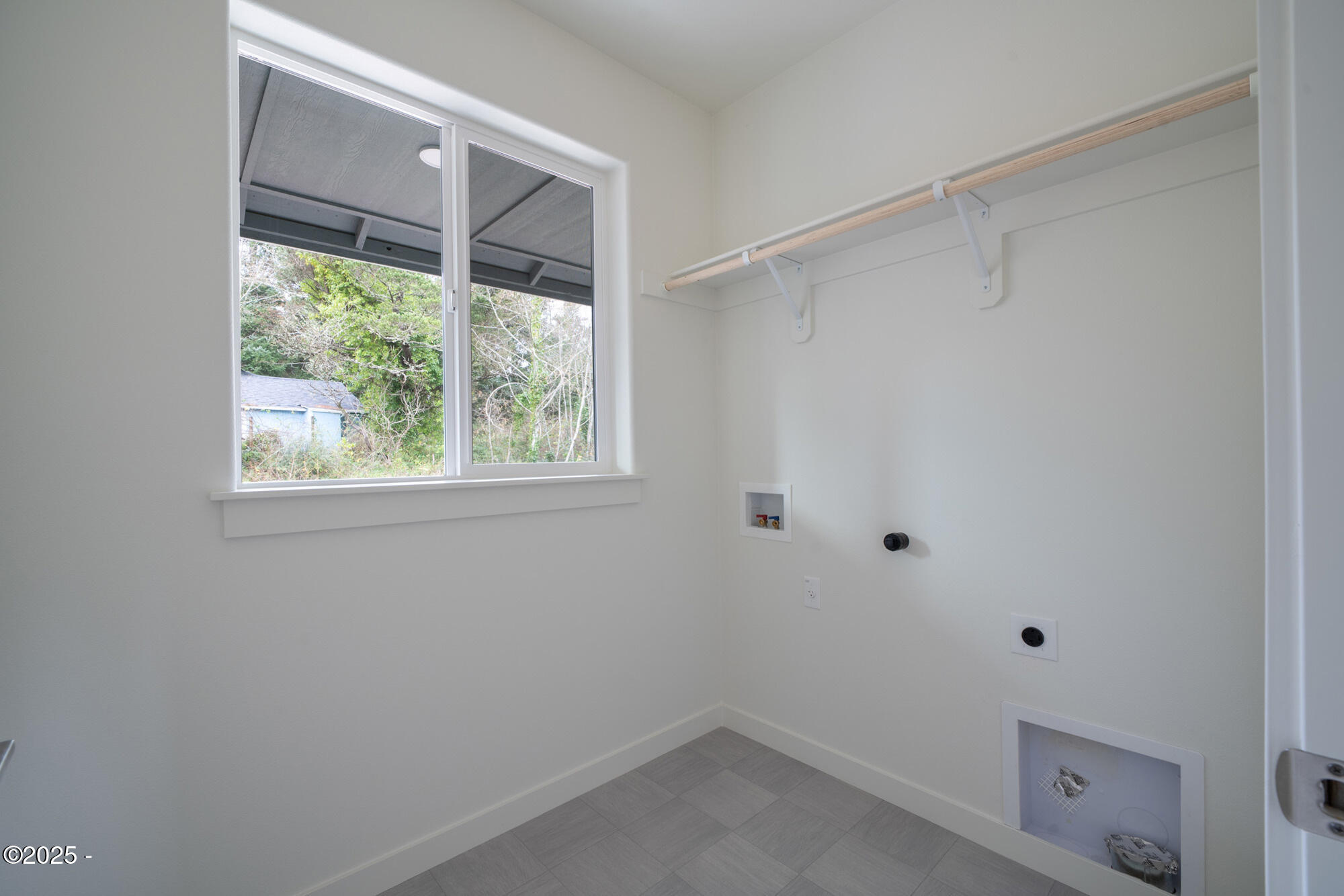 15 SW Johnson Street