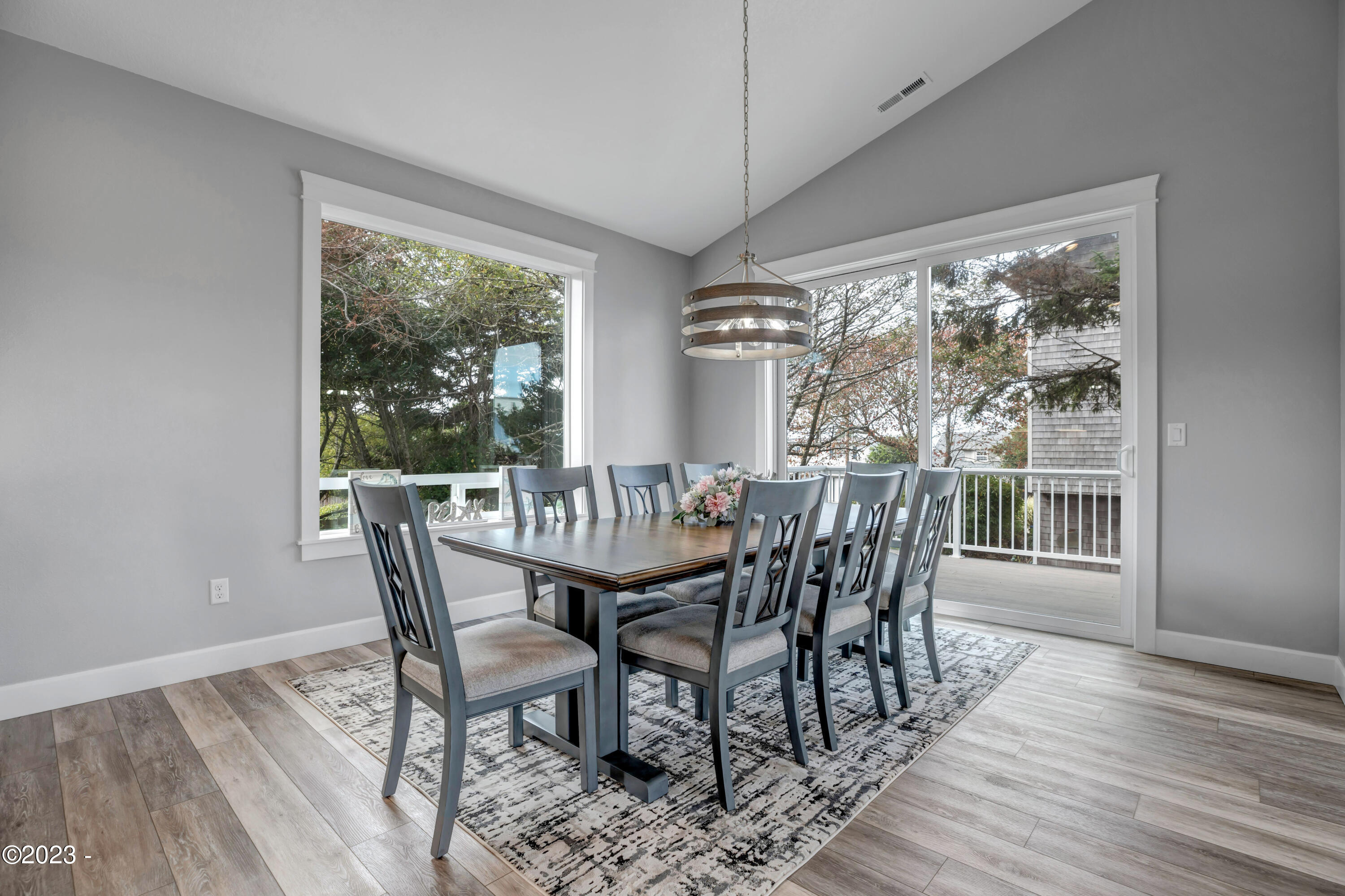 3945 Evergreen Avenue