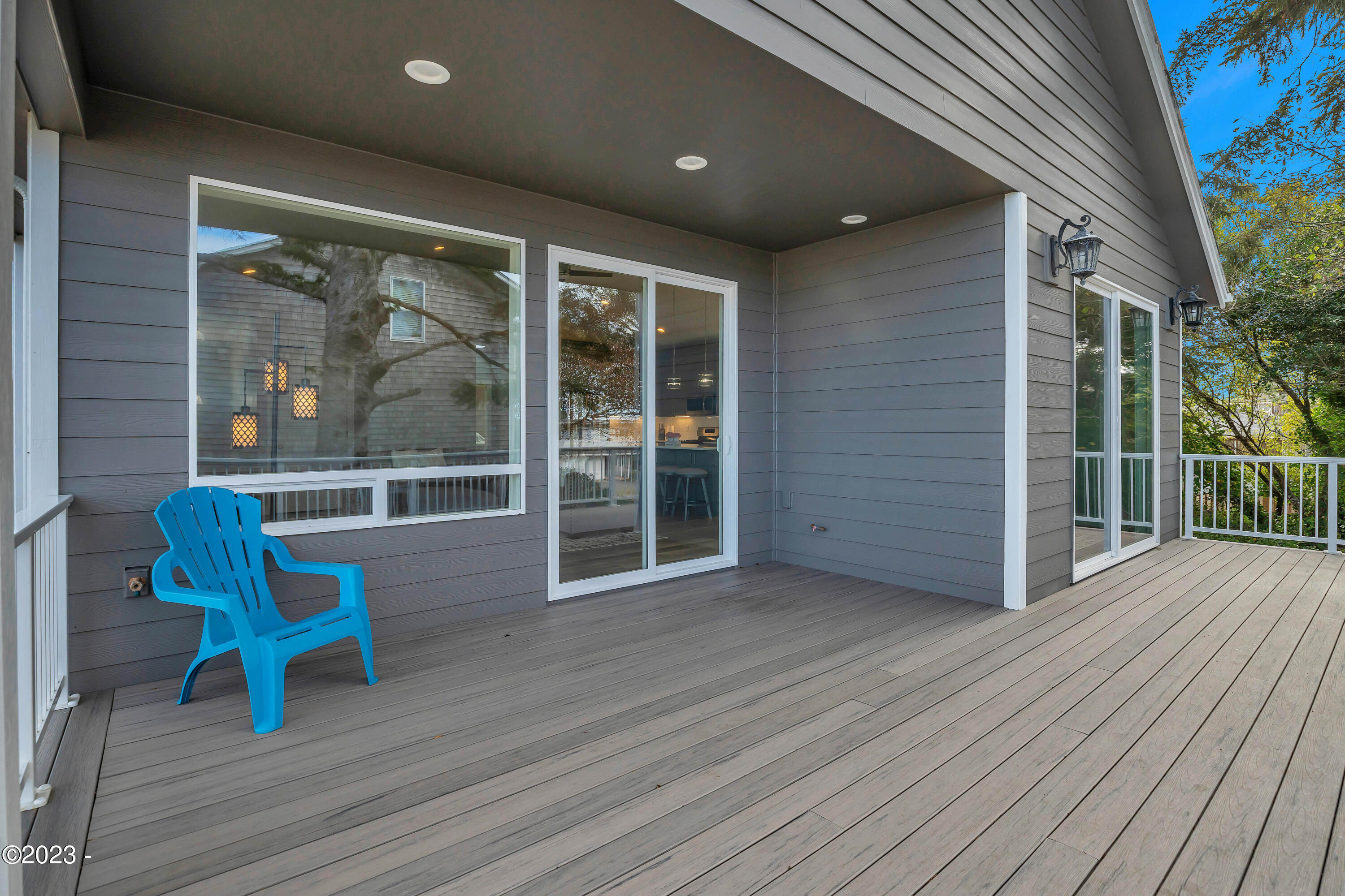 3945 Evergreen Avenue