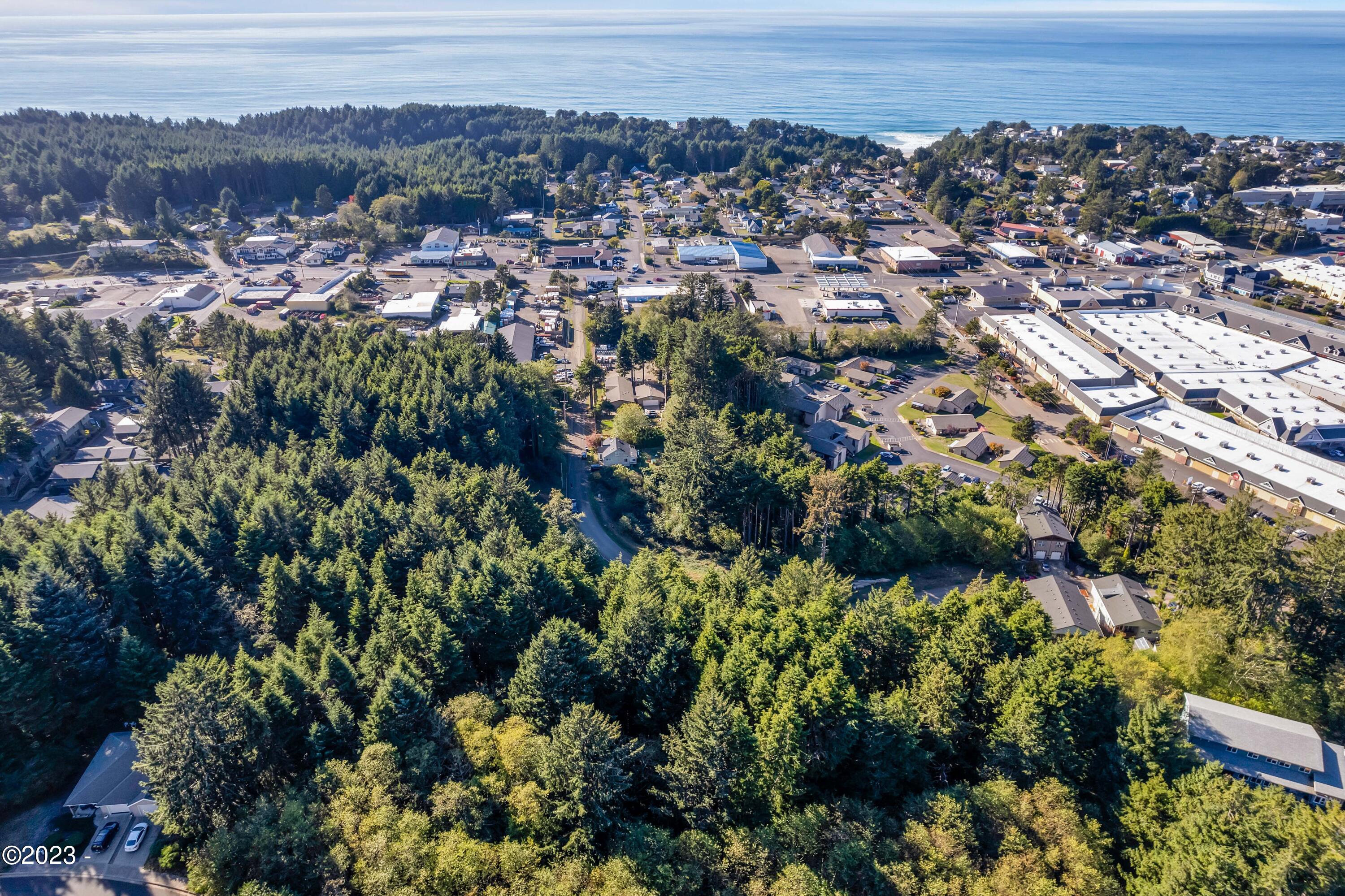 Block 1400 SE Marine Avenue