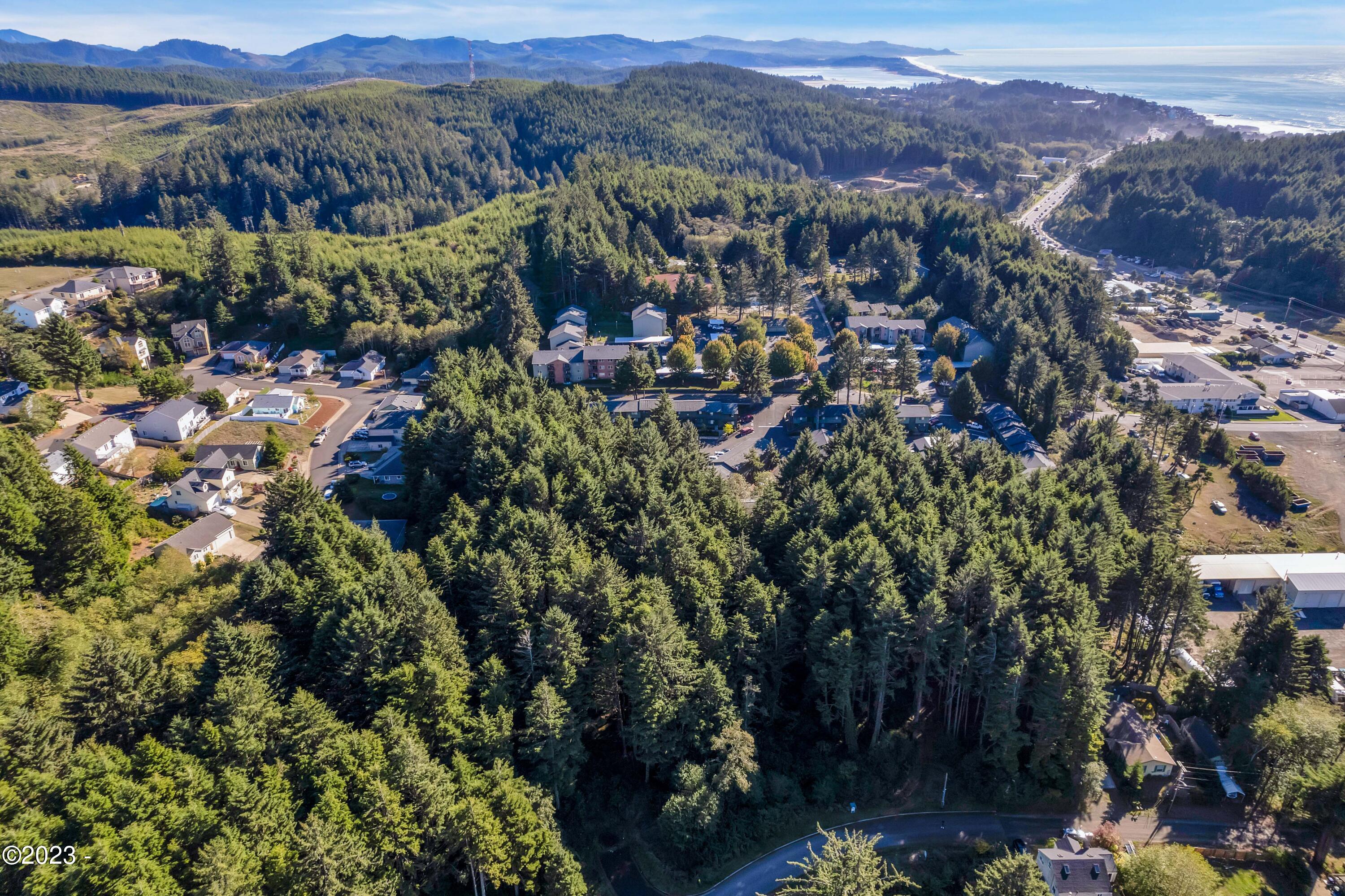 Block 1400 SE Marine Avenue