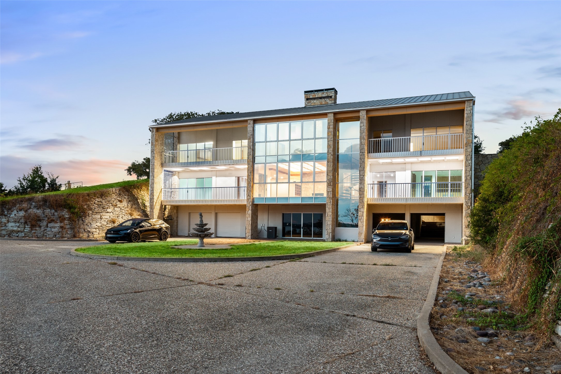 5400 Falls Creek Highway