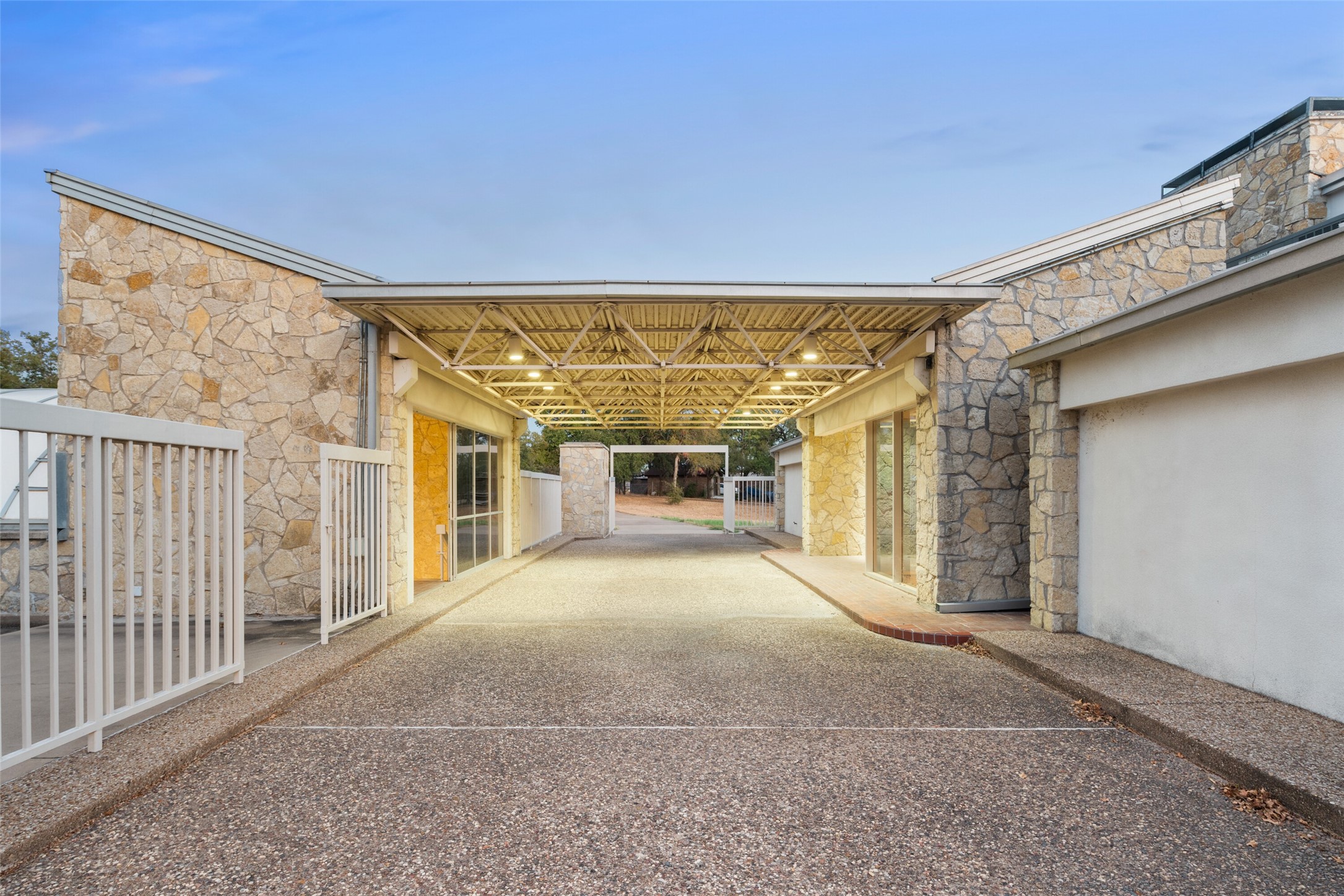 5400 Falls Creek Highway