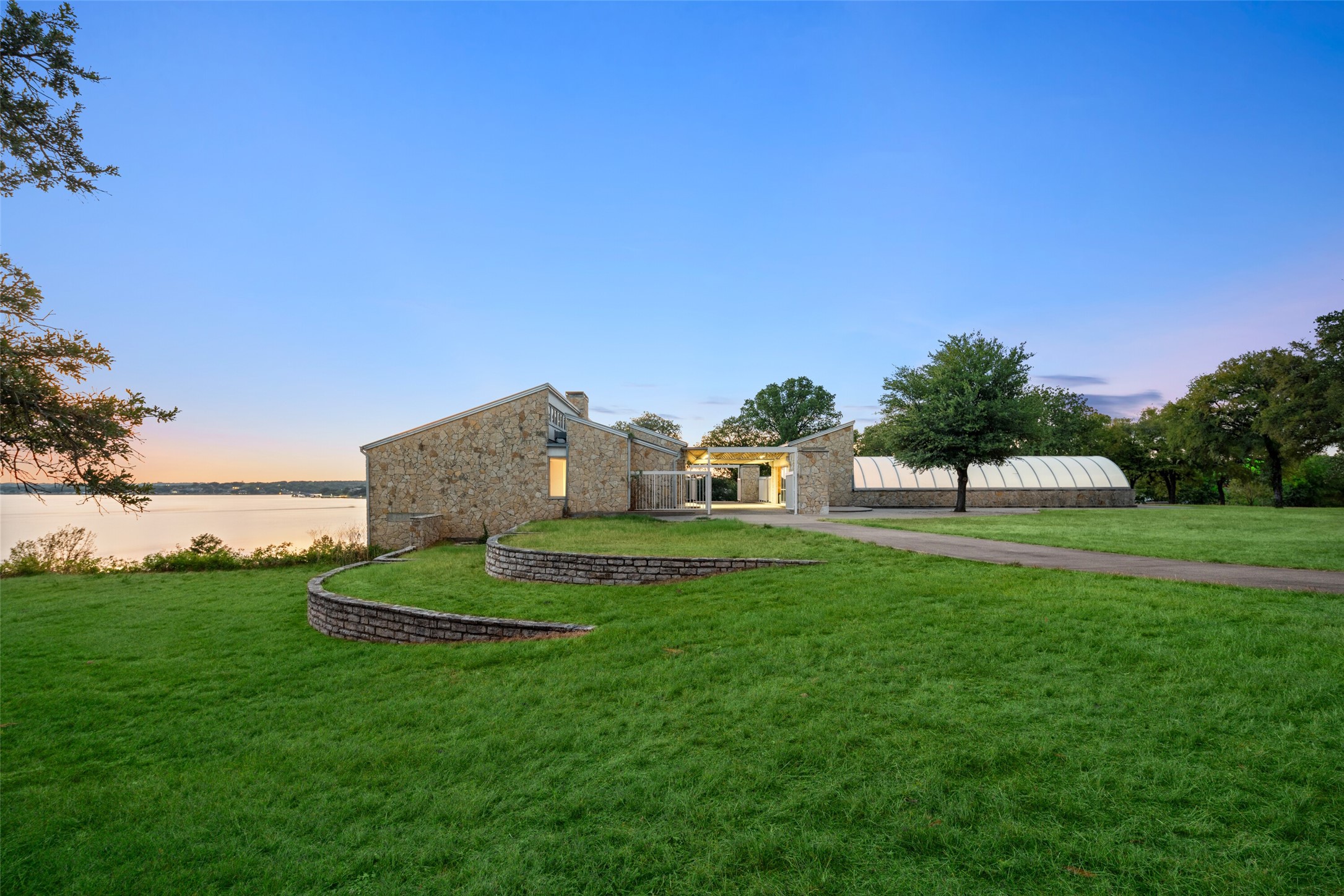 5400 Falls Creek Highway