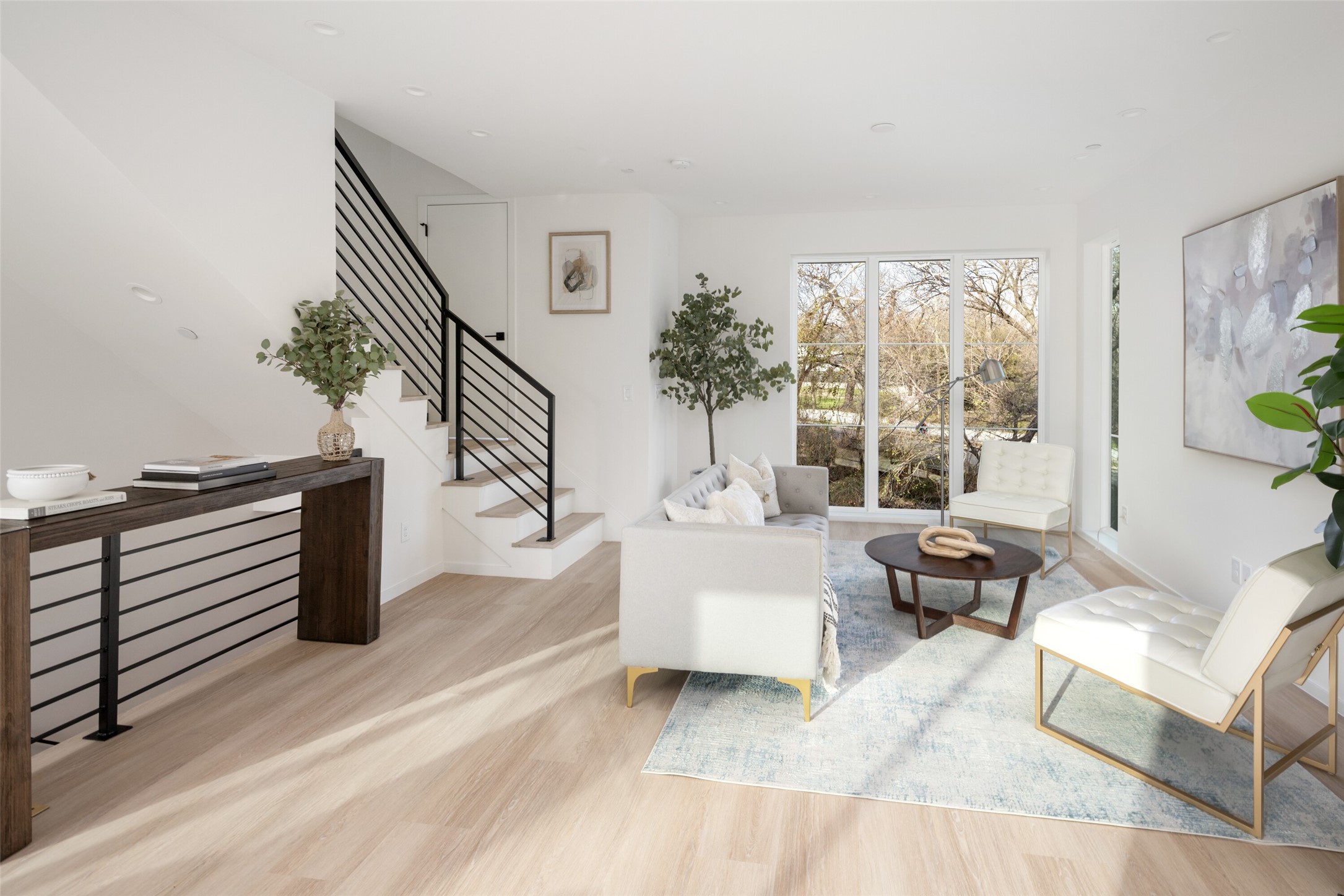 4811 Denton Drive 106