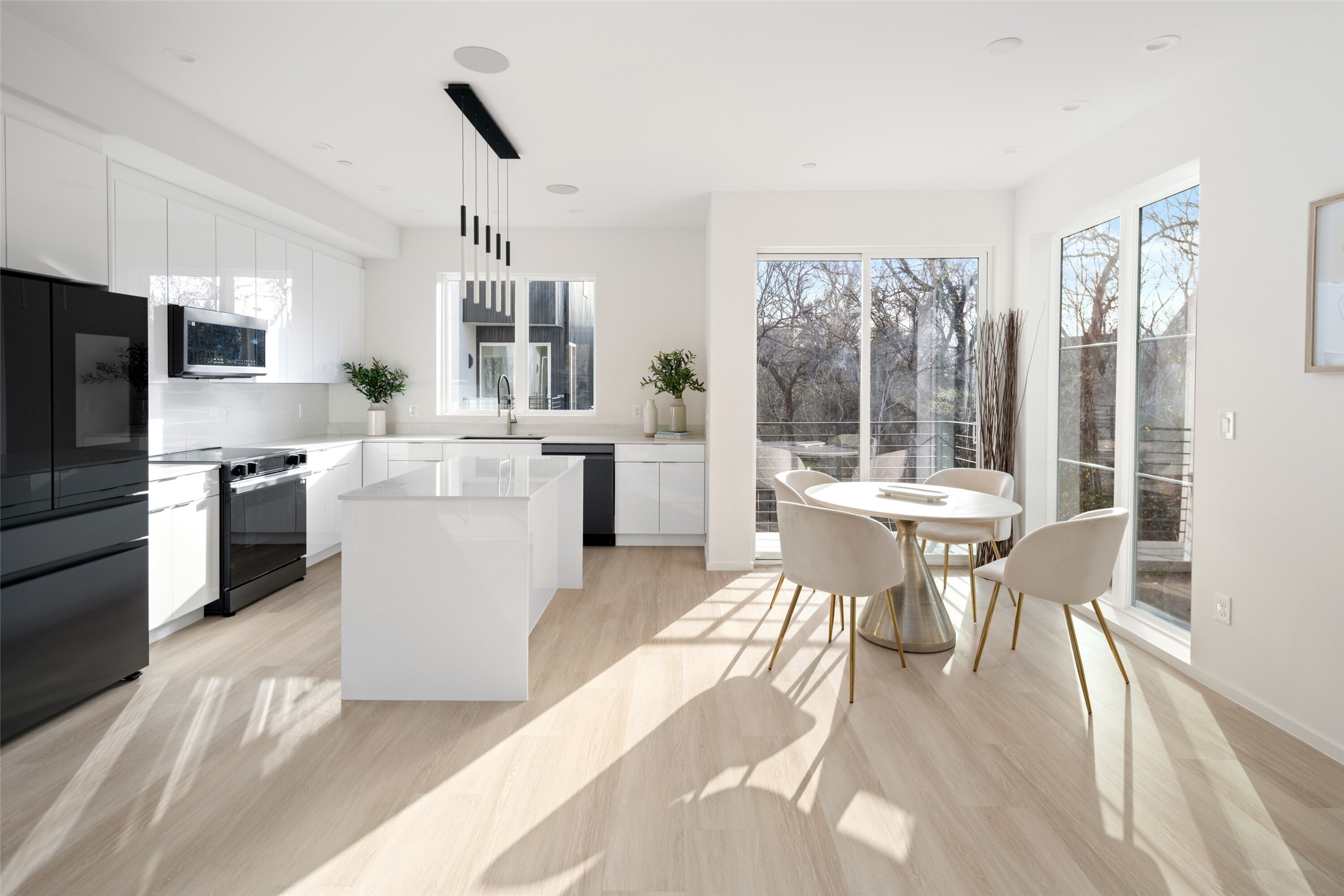 4811 Denton Drive 105