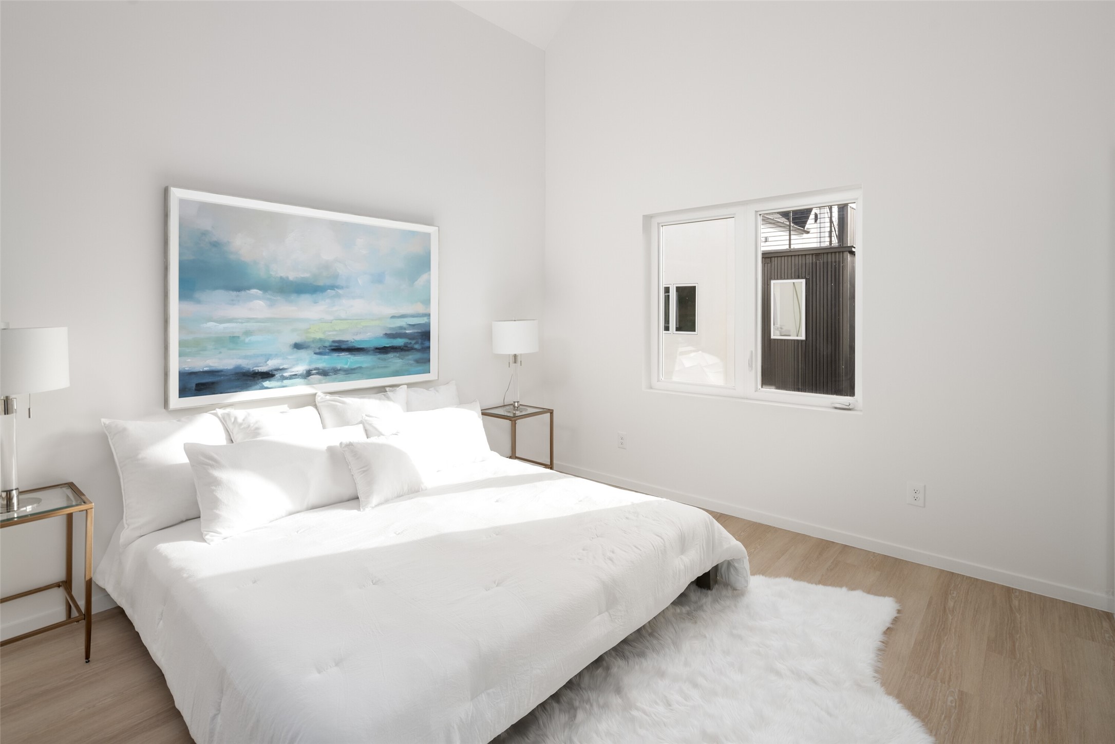 4811 Denton Drive 207