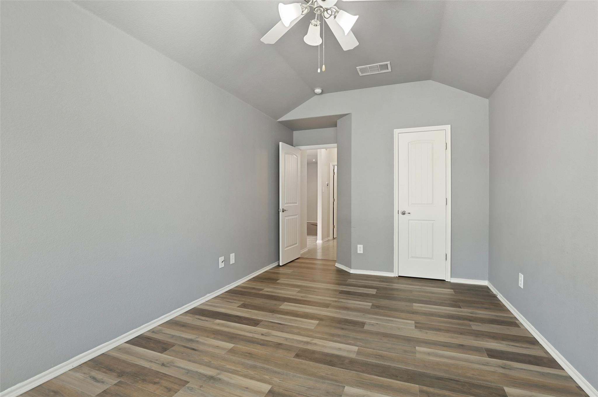 2404 Slalom Drive