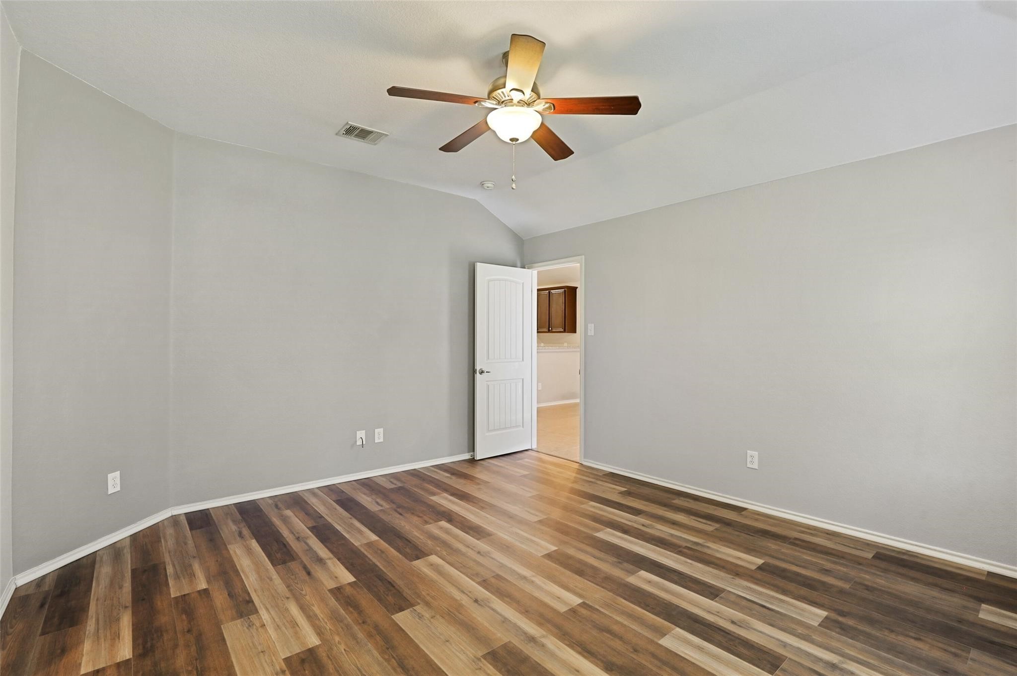 2404 Slalom Drive