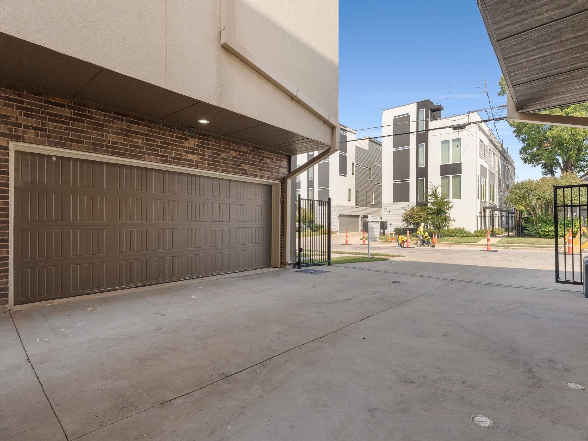 2015 N Prairie Avenue 102