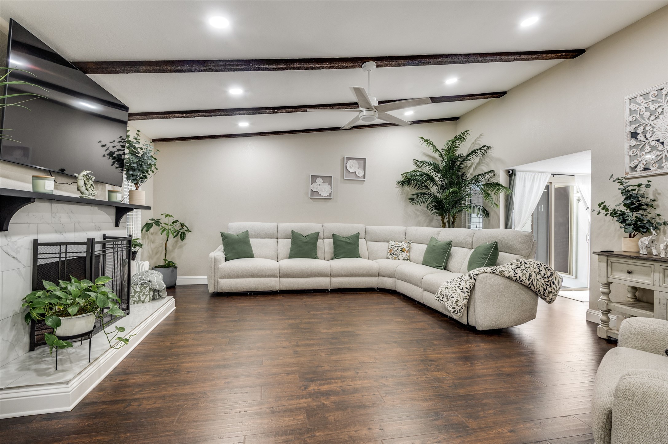 2109 Lewis Trail