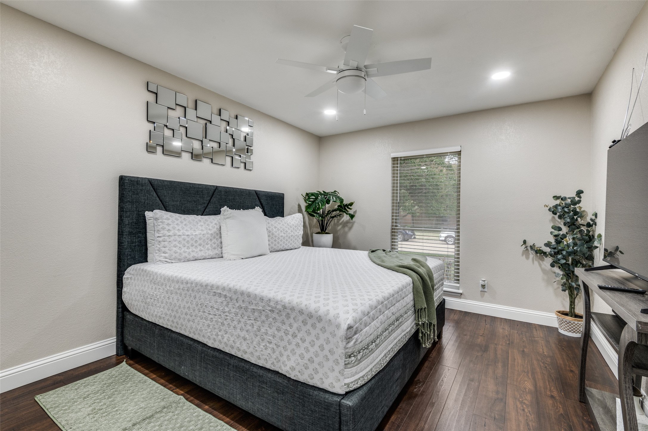 2109 Lewis Trail