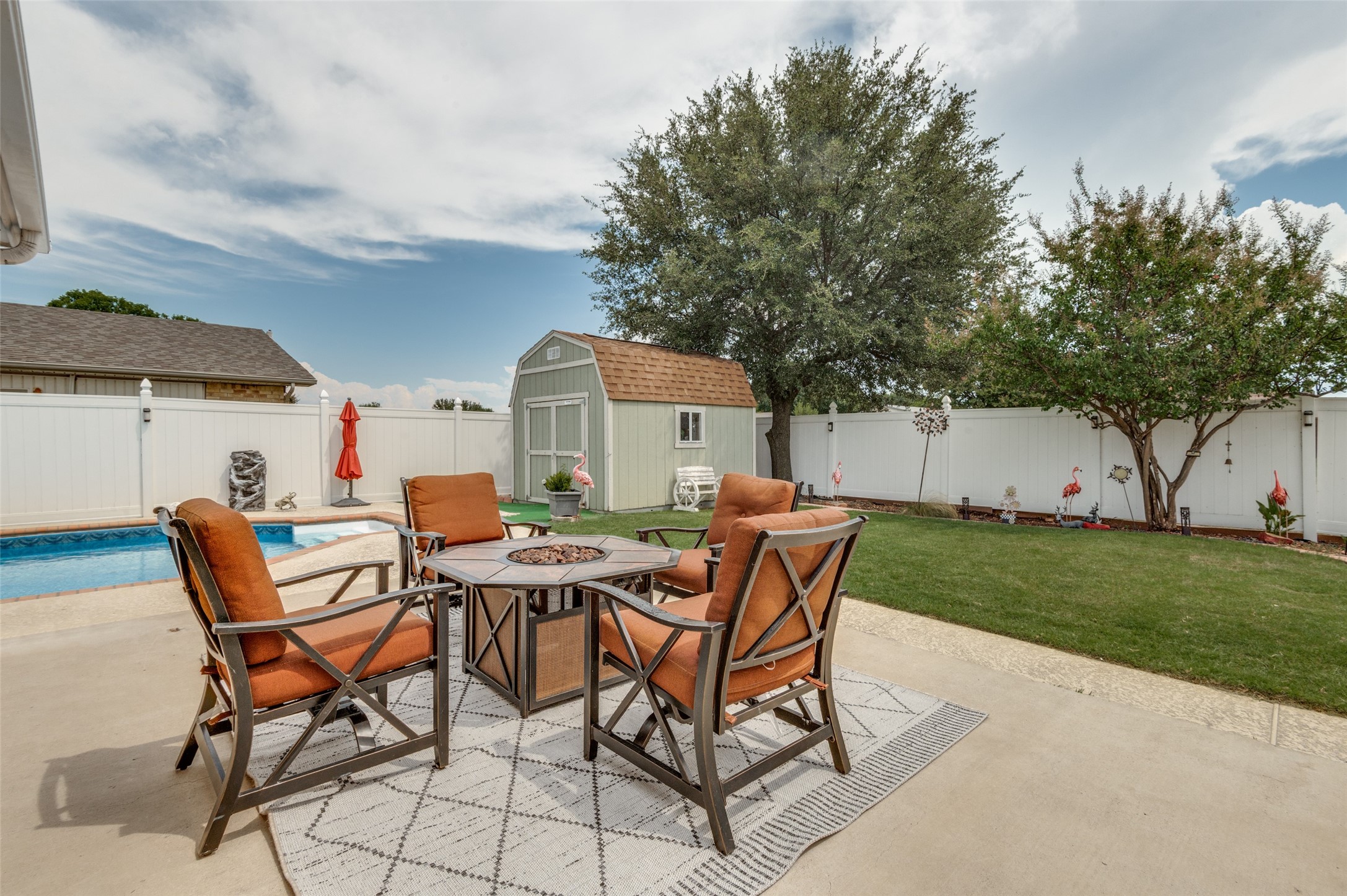 2109 Lewis Trail