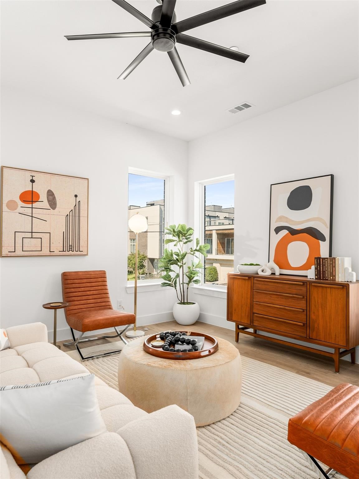 2019 N Prairie Avenue 207
