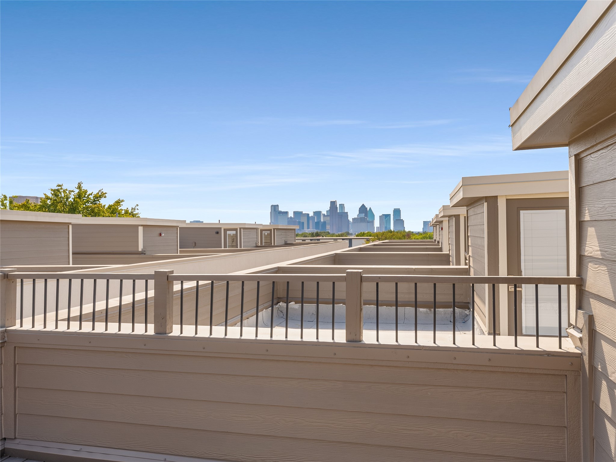 2019 N Prairie Avenue 201