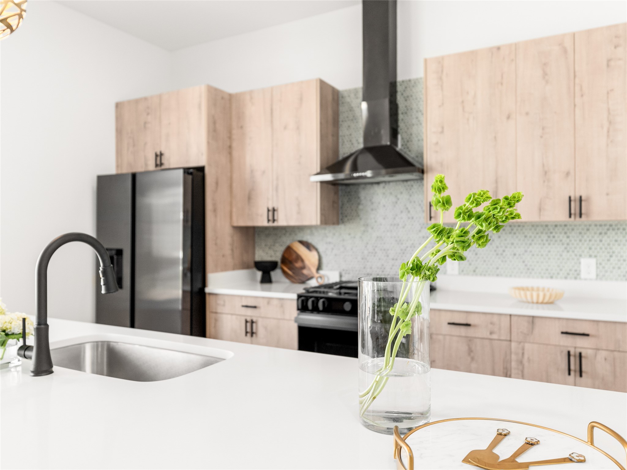 2015 N Prairie Avenue 204