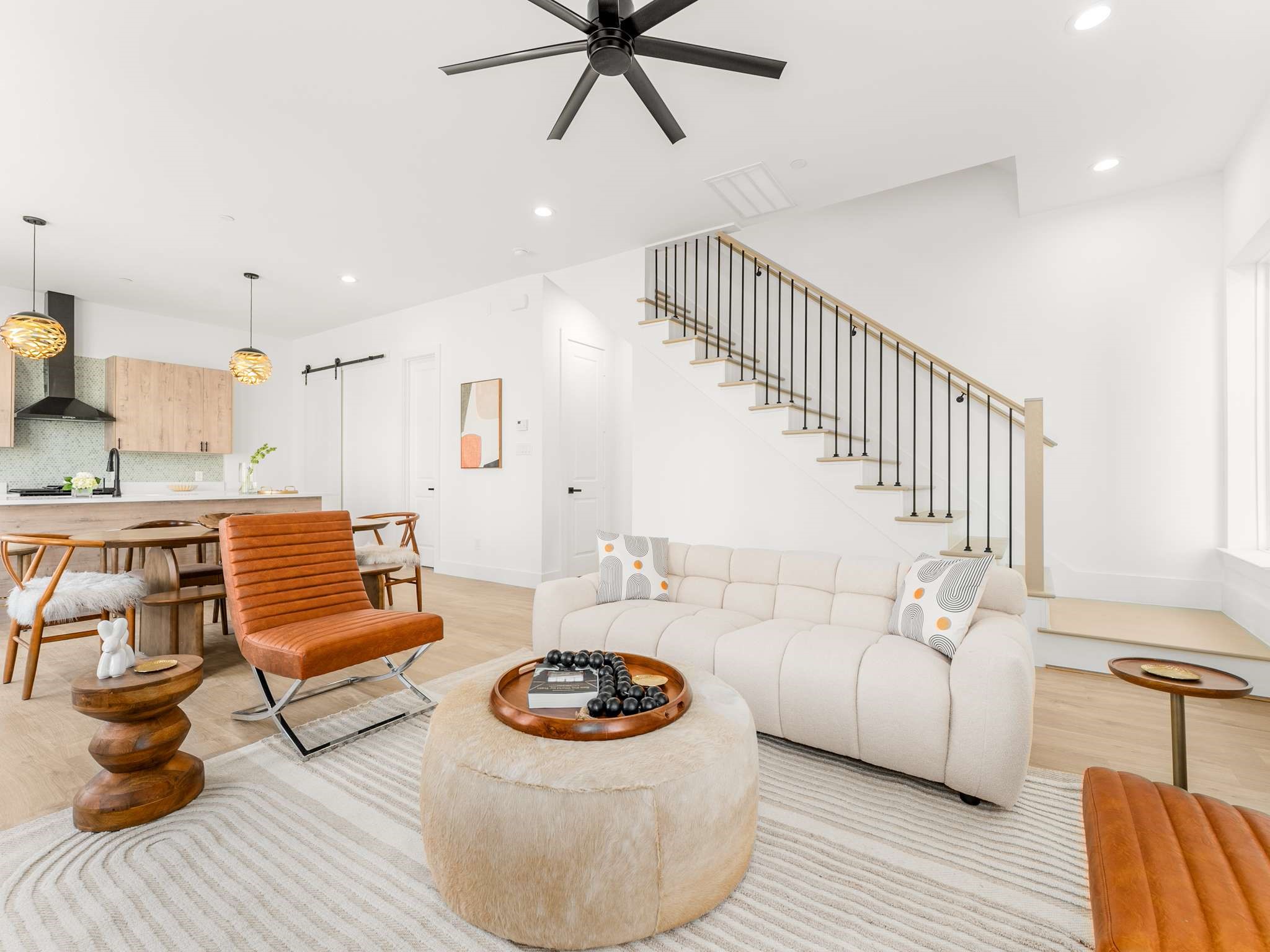 2015 N Prairie Avenue 202