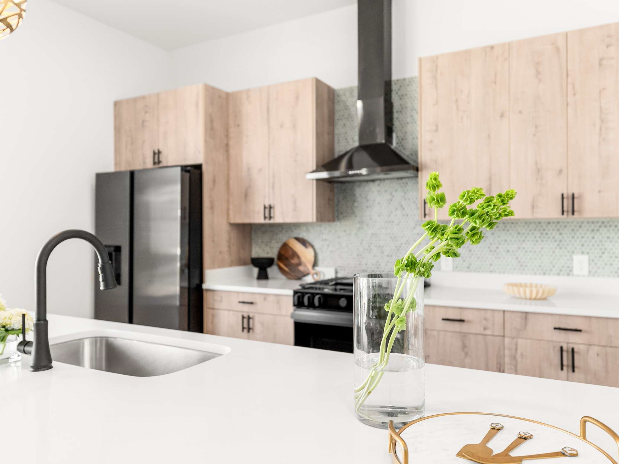 2015 N Prairie Avenue 202