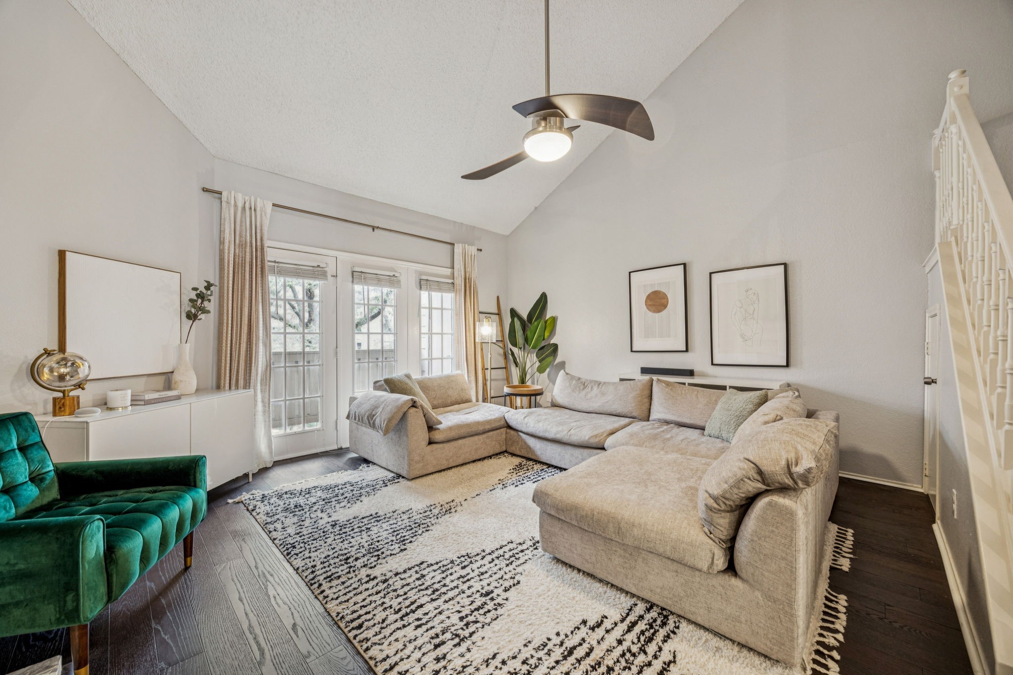 12660 Hillcrest Road 5203