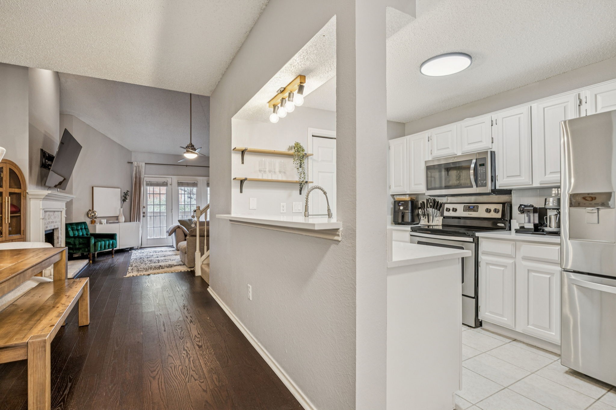 12660 Hillcrest Road 5203