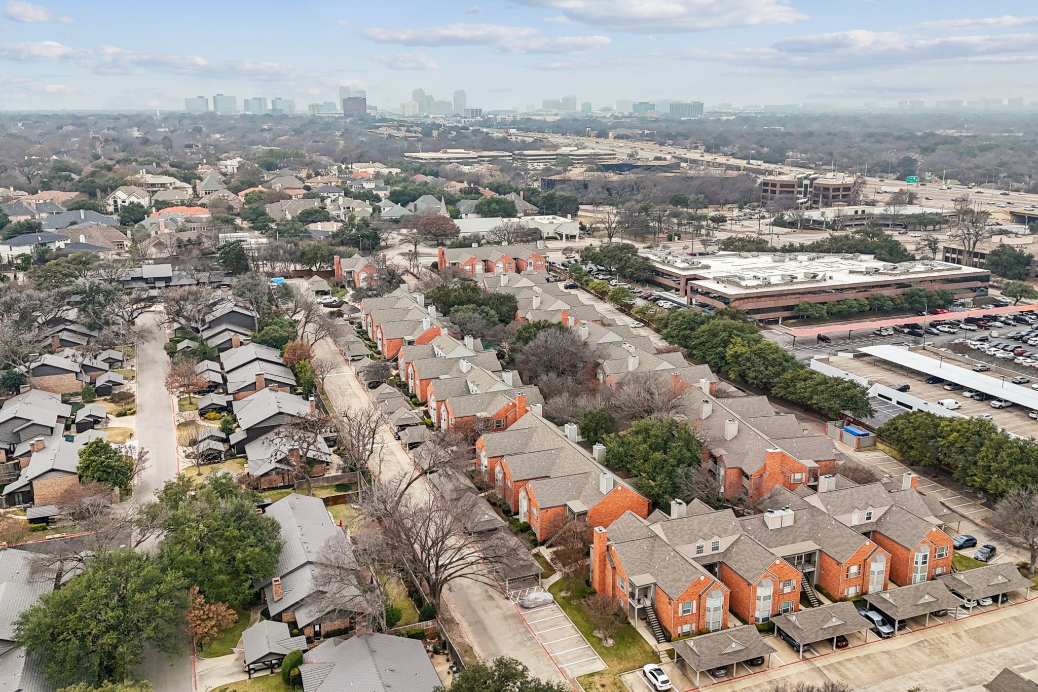 12660 Hillcrest Road 5203