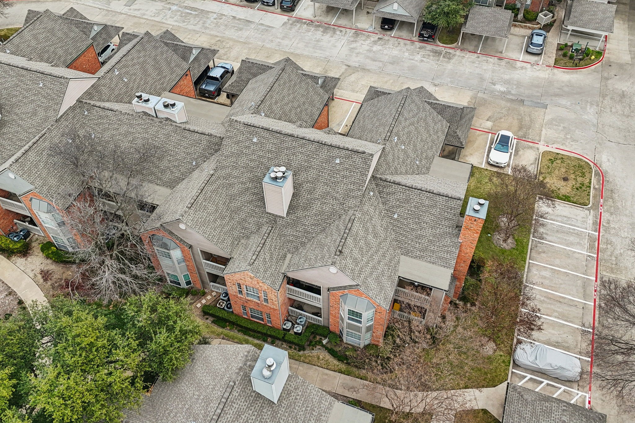 12660 Hillcrest Road 5203