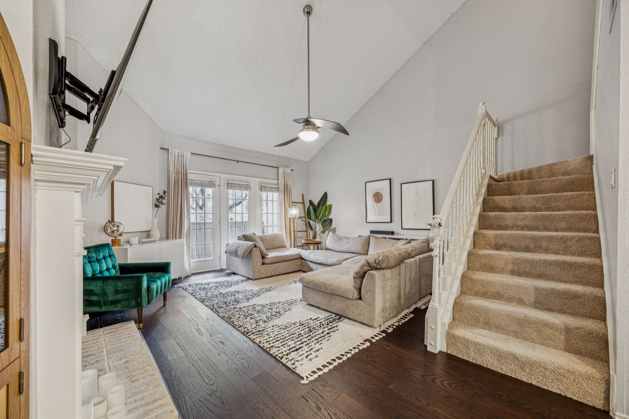 12660 Hillcrest Road 5203