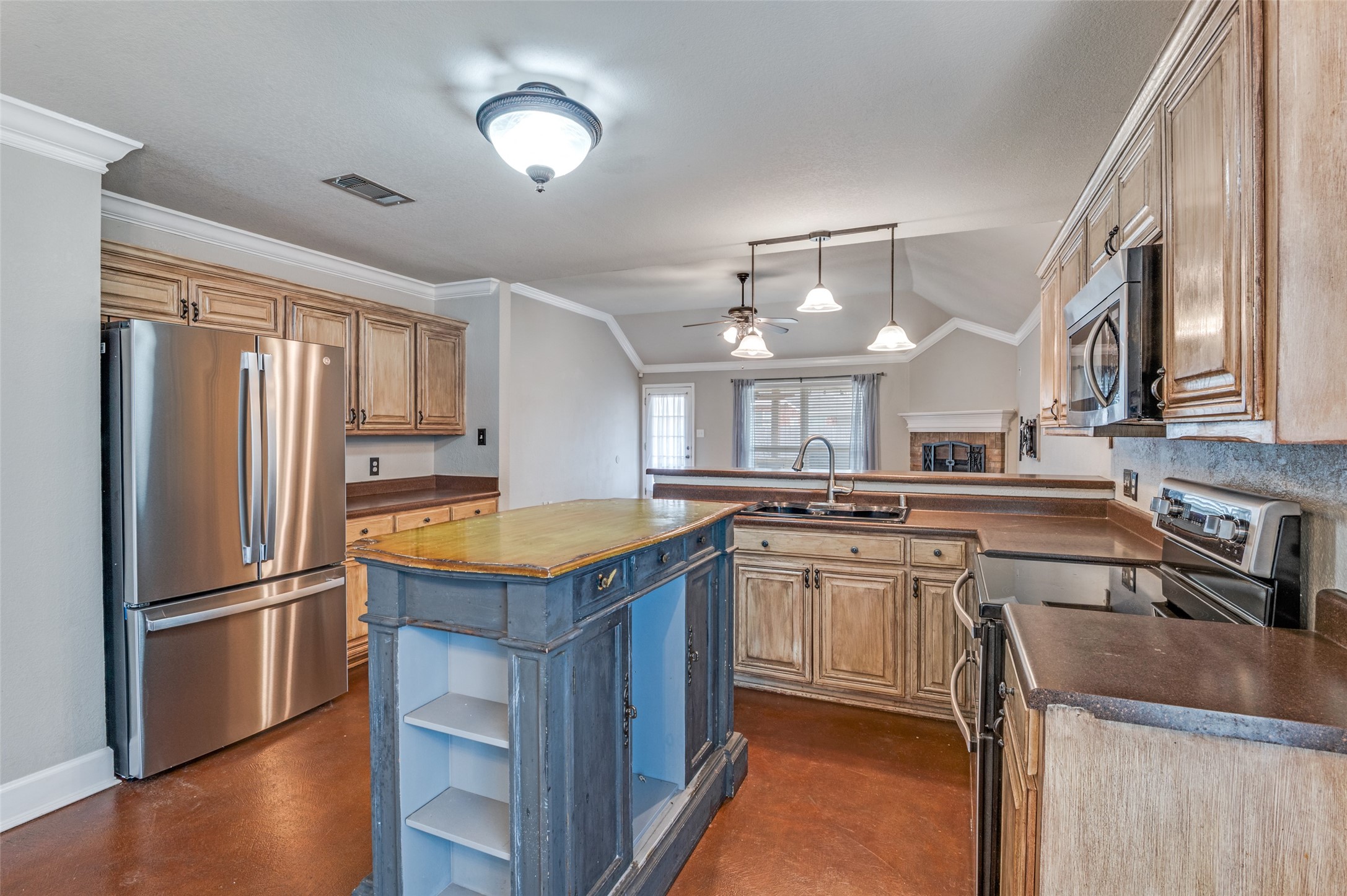 4418 Shady Elm Drive