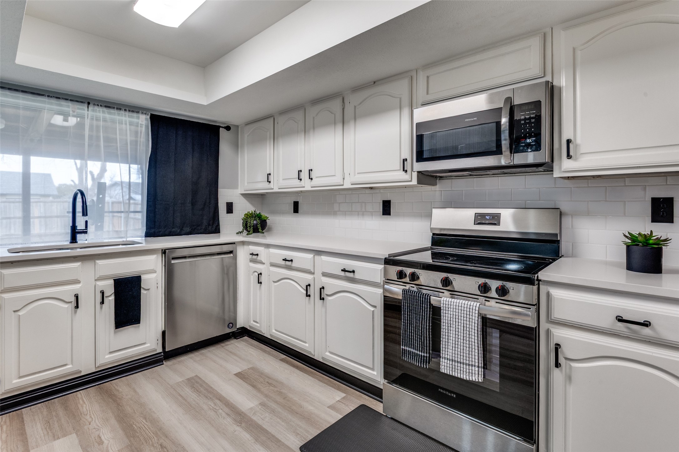 2034 Lewis Trail