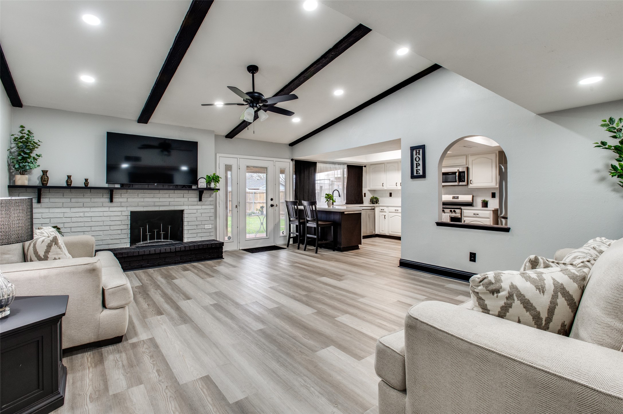2034 Lewis Trail