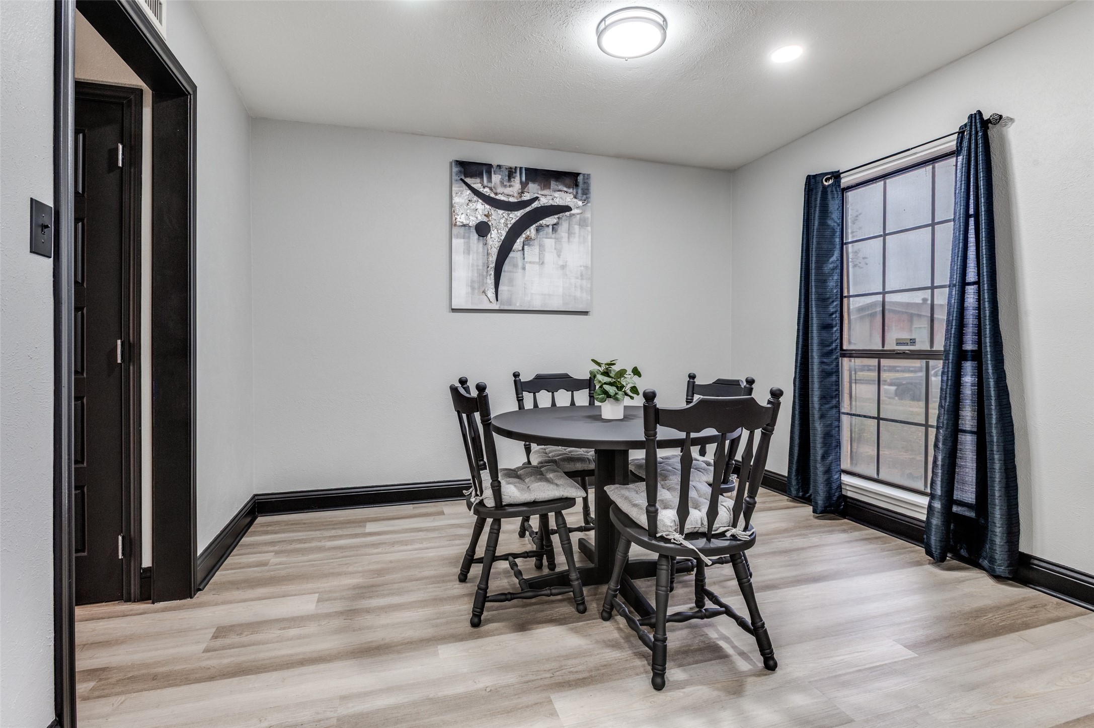2034 Lewis Trail