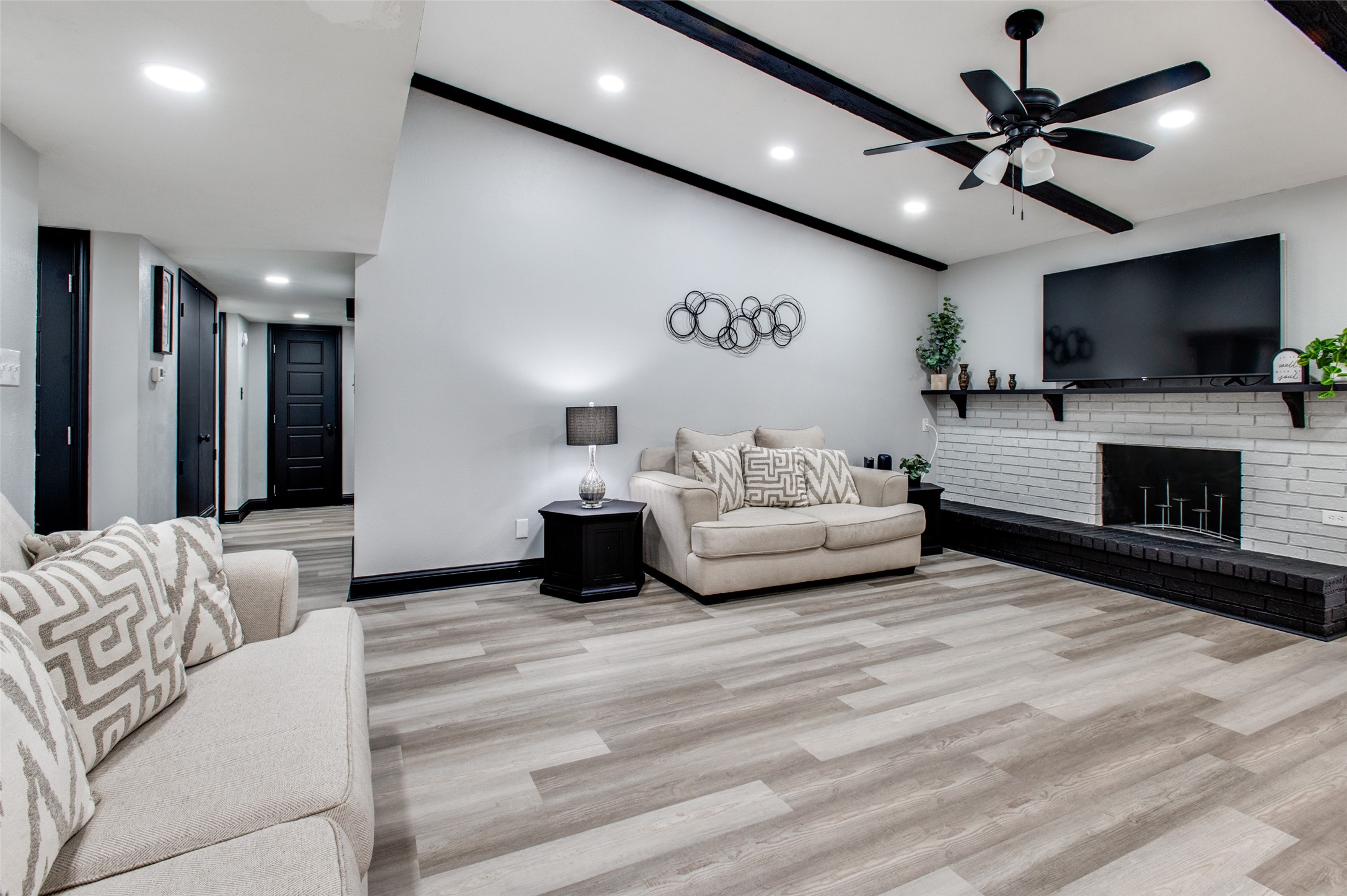 2034 Lewis Trail
