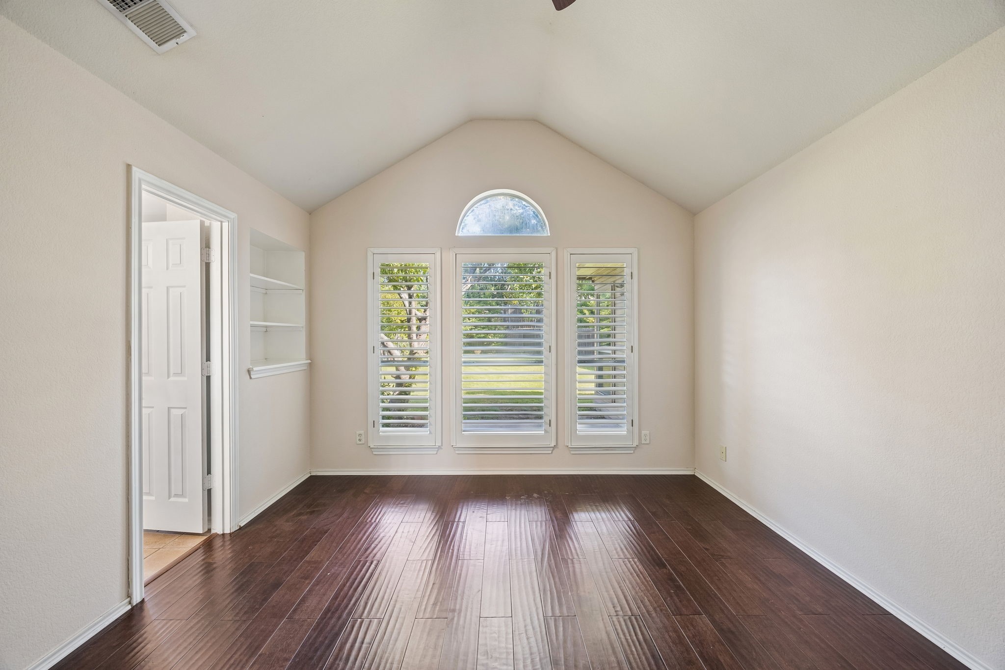1833 Melton Drive