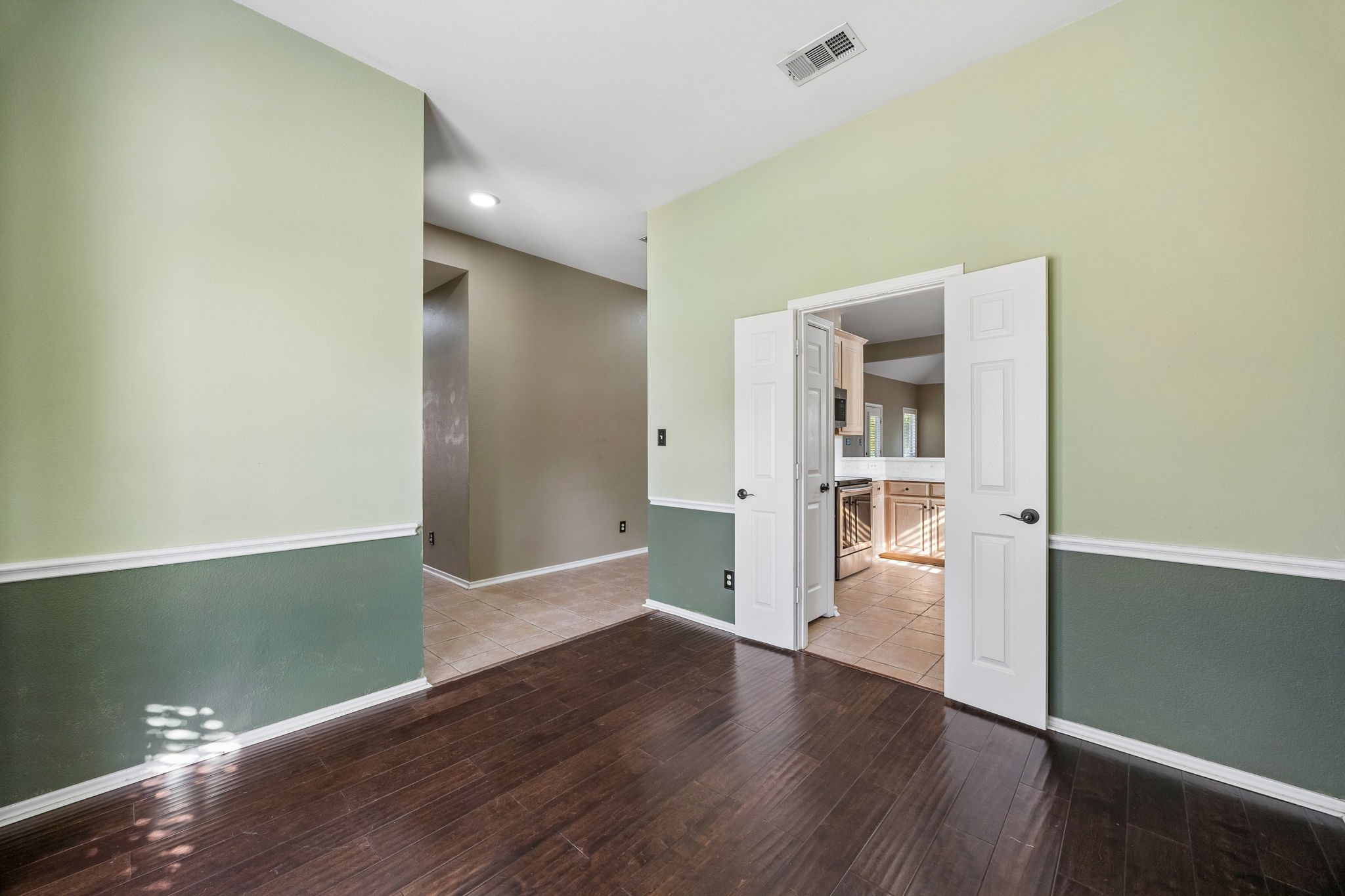 1833 Melton Drive