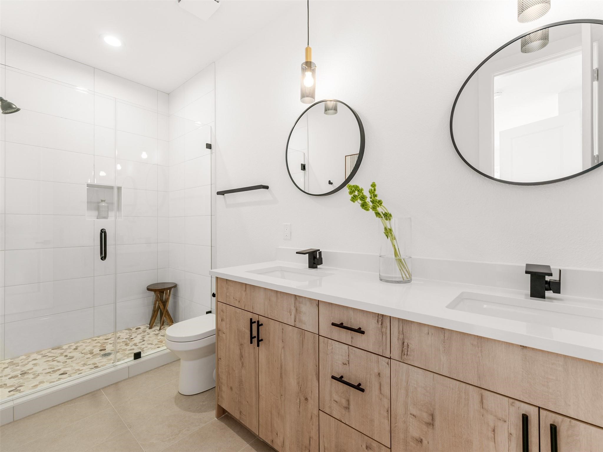2015 N Prairie Avenue 203