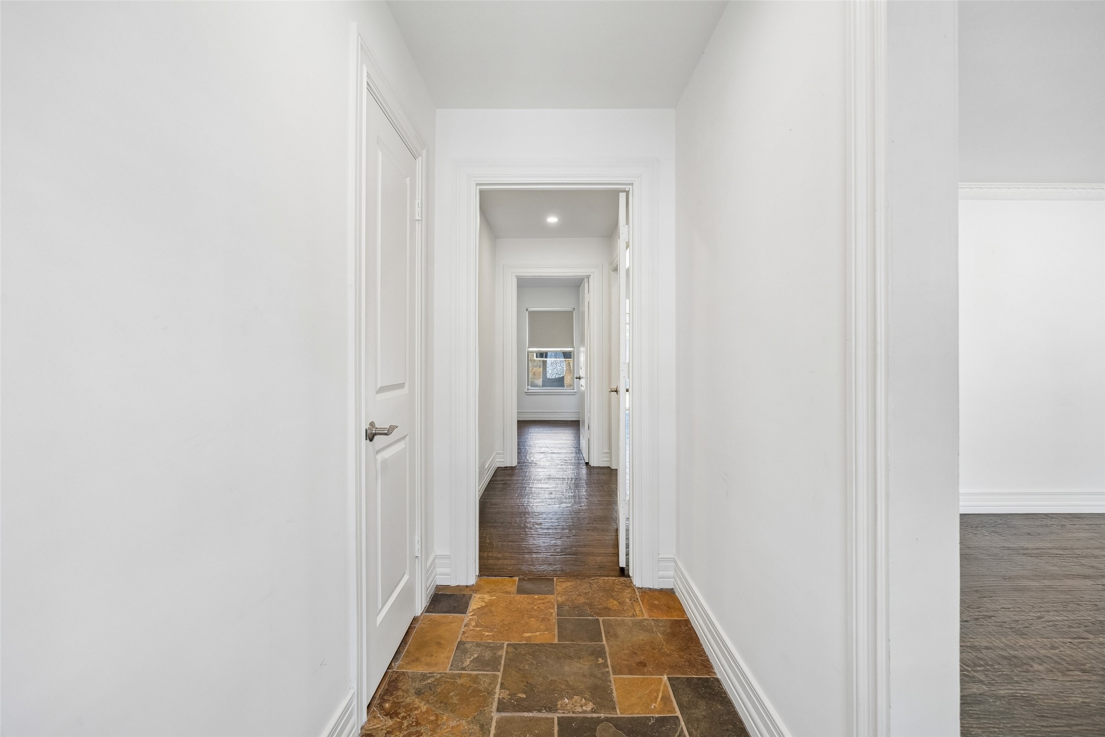 5610 Forest Lane