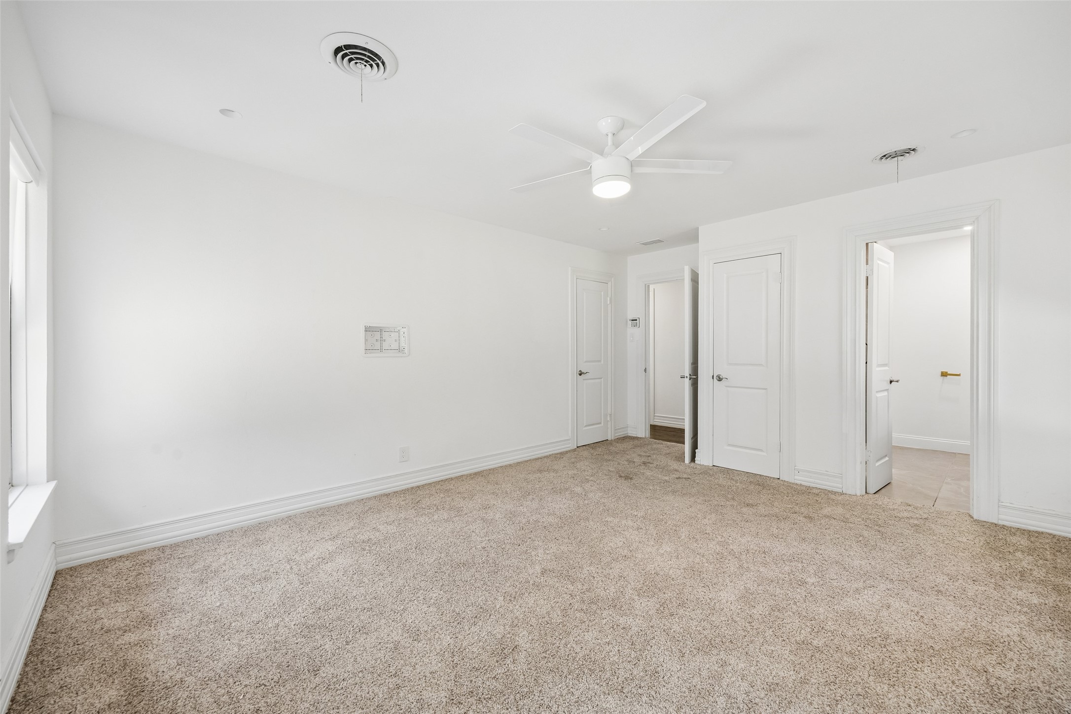 5610 Forest Lane